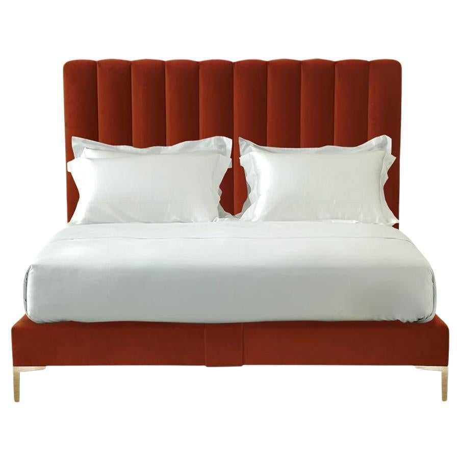 Savoir Hudson & Nº5 Bed Set, Handmade to Order, US California King Size For Sale