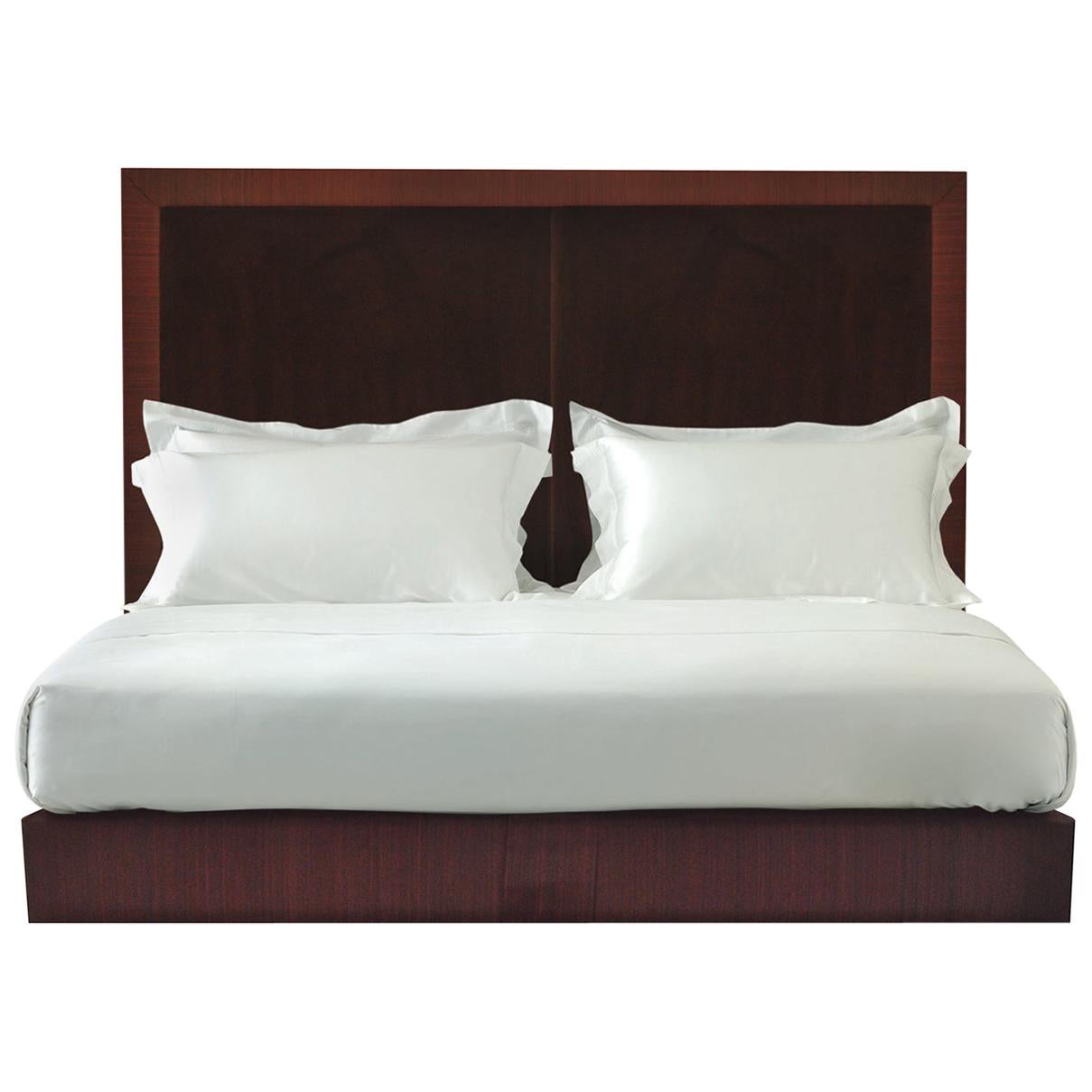 Handmade Savoir Max Bed in Velvet with a Horsehair Fabric Border, US King Size For Sale