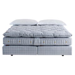 Ensemble de lit Savoir Nº2 fabriqué à la main avec base, matelas et sur-matelas, US King Size