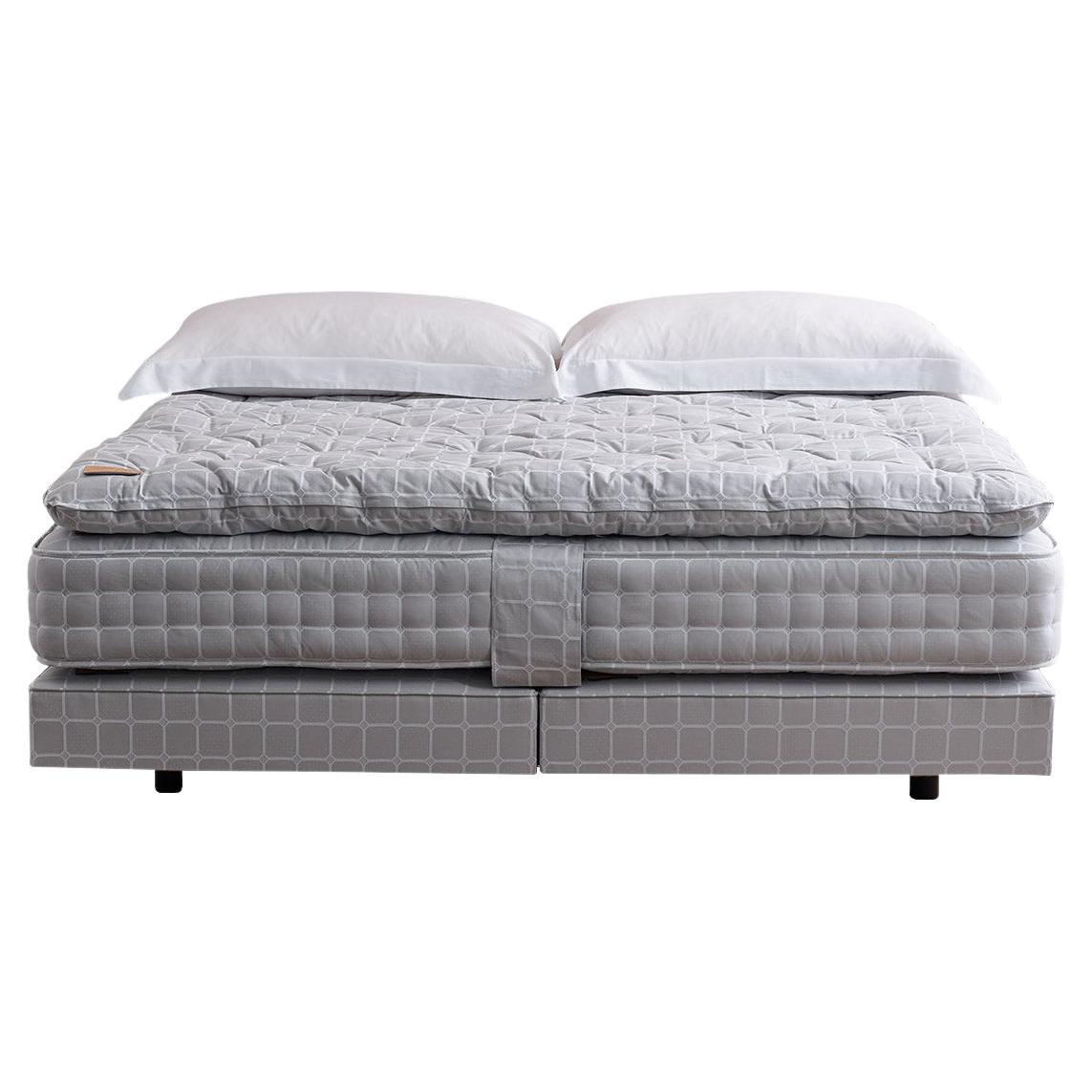 Savoir Nº4v Vegan Bed Set, the Reformer, Handmade to Order, US Queen Size