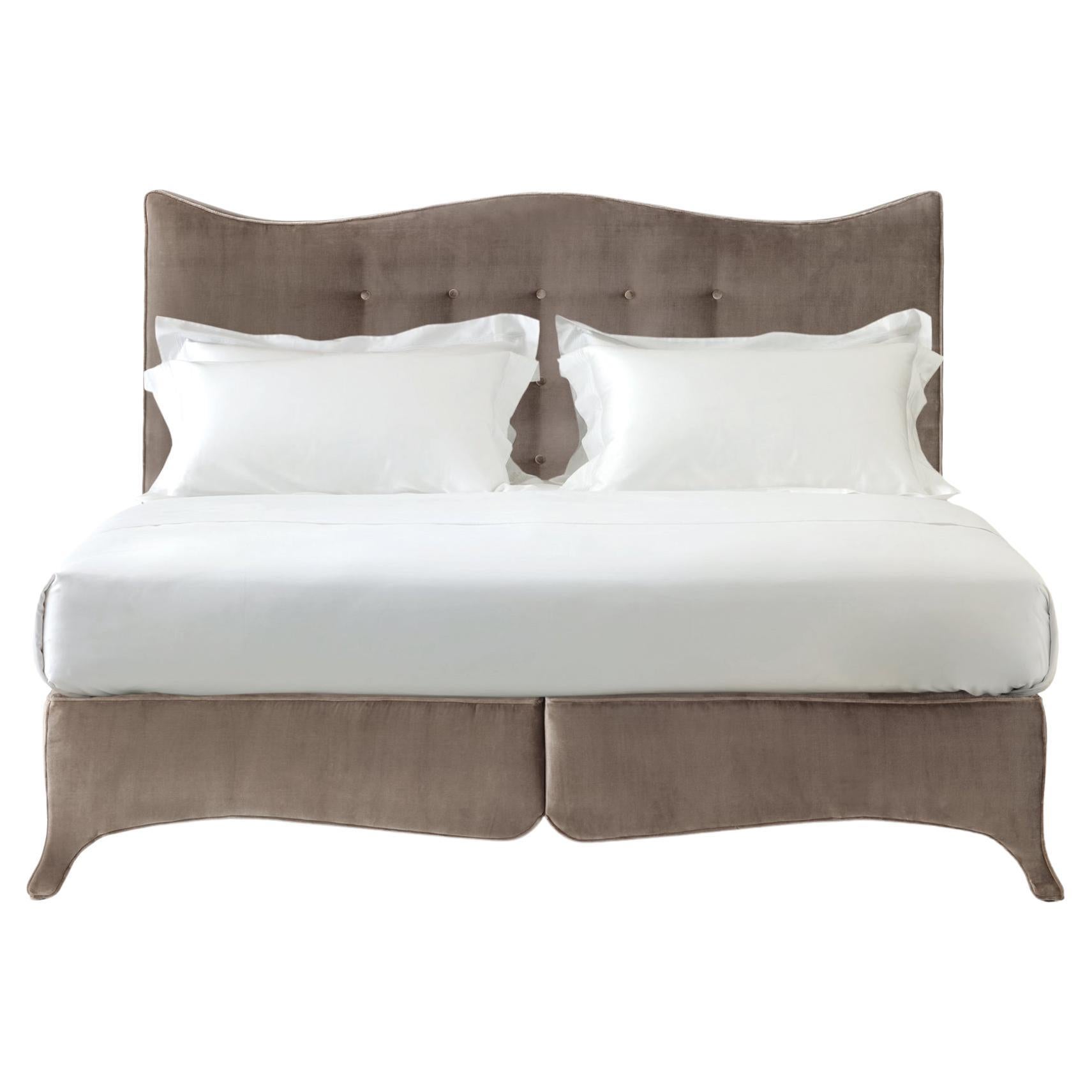 Savoir Penelope Headboard & Nº2 Bed Set, Made to Order, US California King Size For Sale