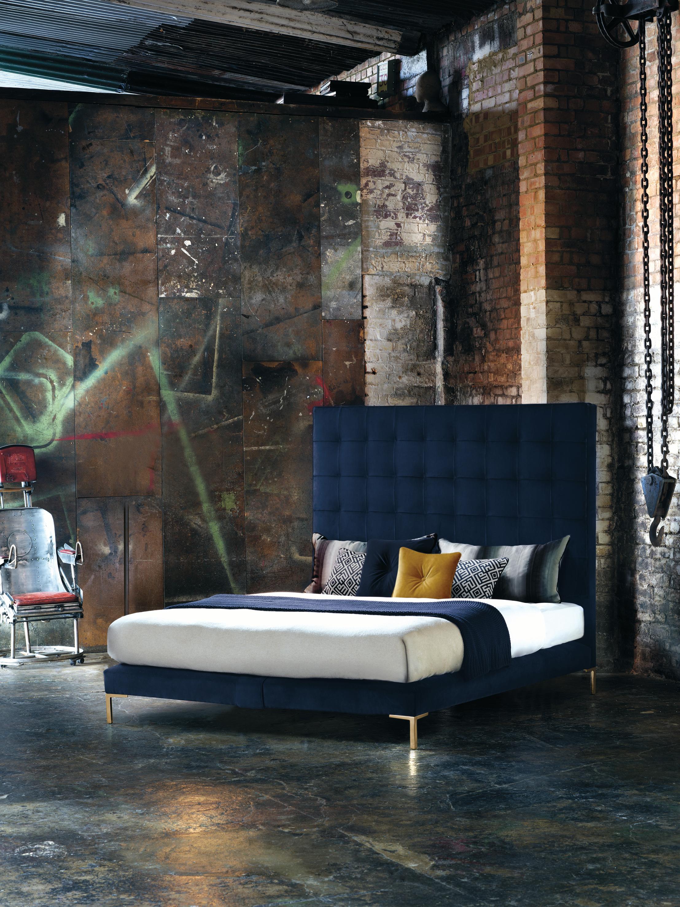 A Classic Savoir house design, the Winston showcases a contemporary stitched panel headboard with a sleek slim box spring base, to exude modern luxury. 
Skilfully handcrafted in Savoir's London Bedworks, the Winston is upholstered in a soft, rich