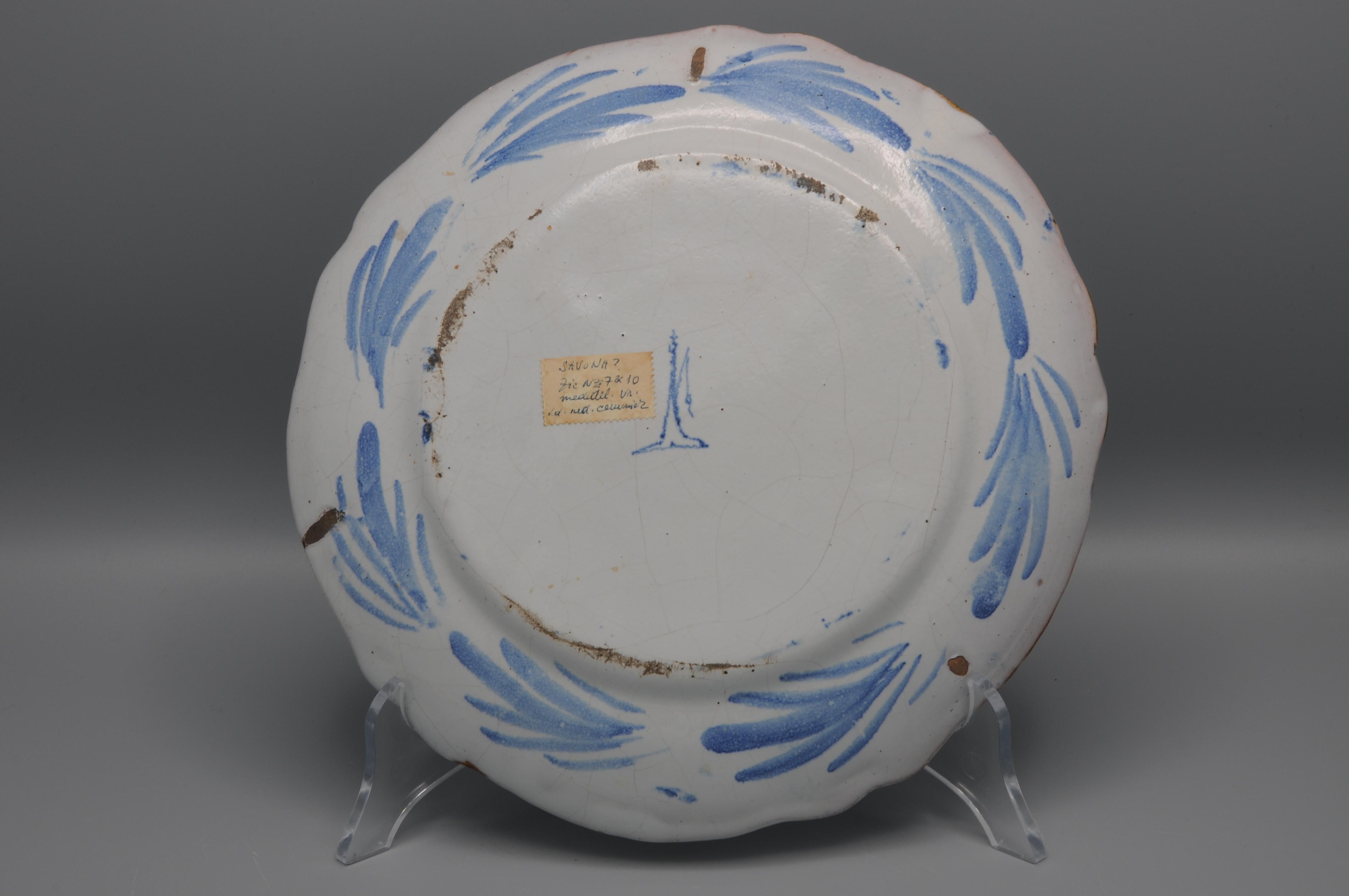 Glazed Savona - Armorial plate 18th century, Lanterna mark For Sale