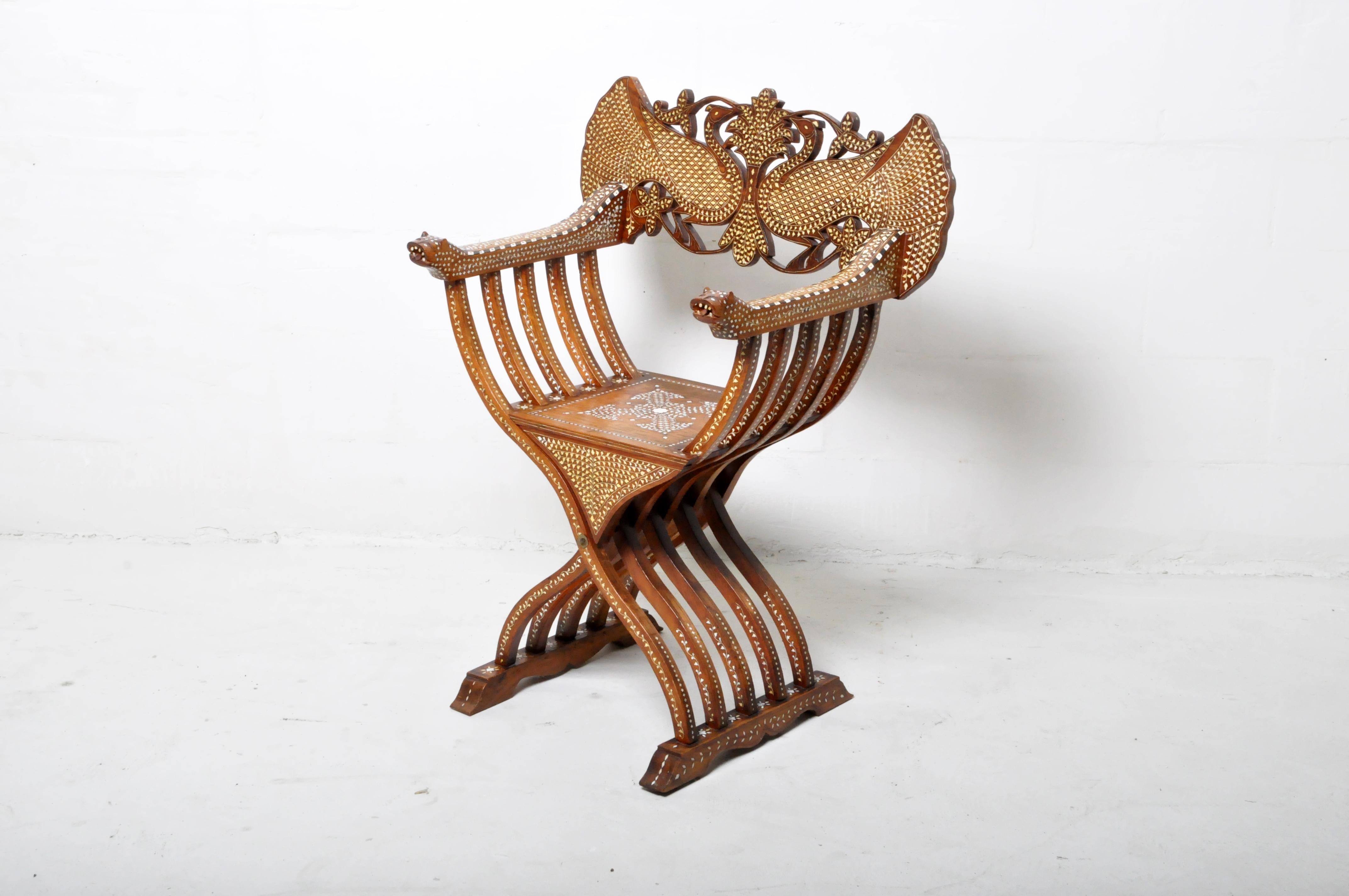 Savonarola Chair 11