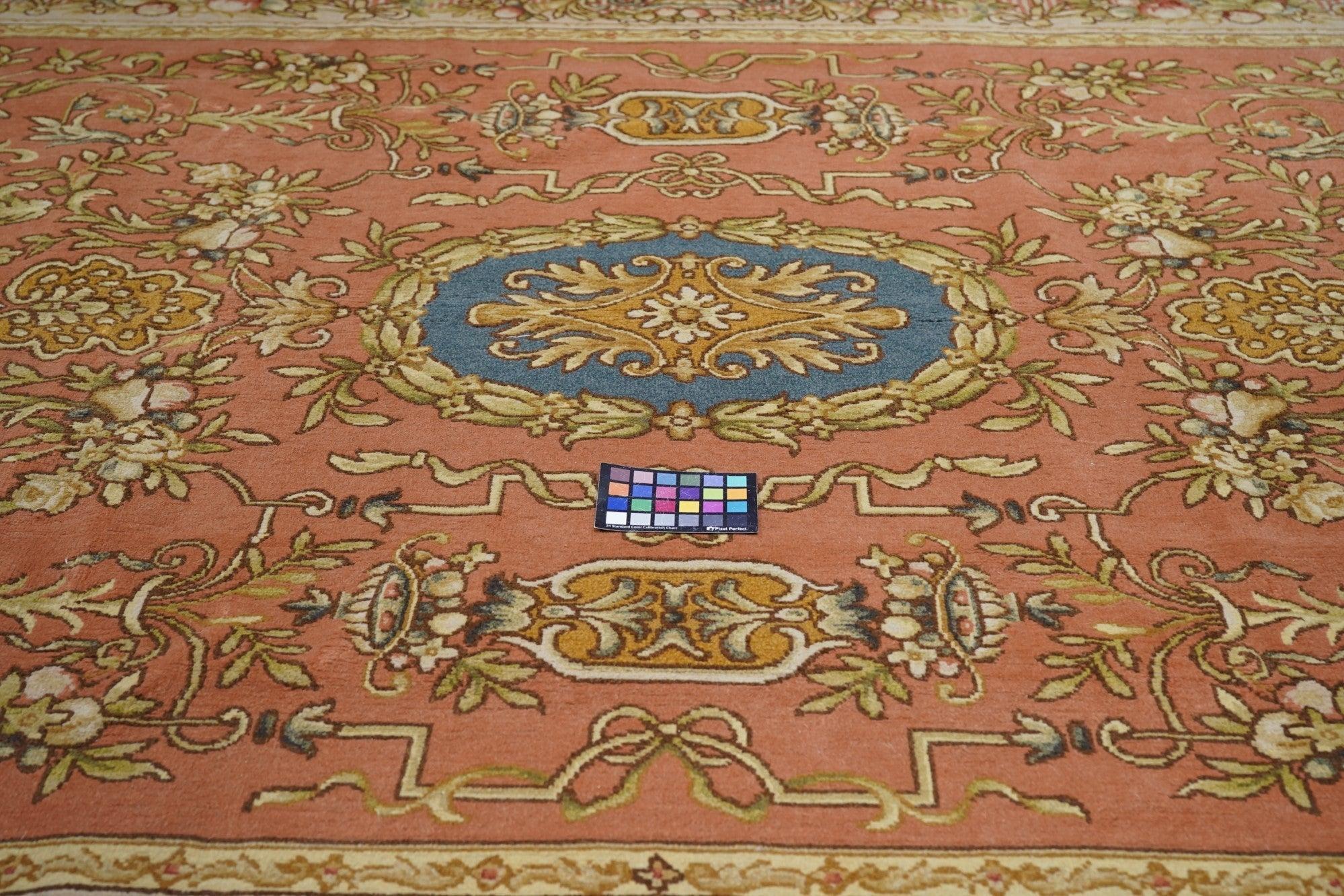 Tappeto Savonnerie 7'10'' x 10'0'' in vendita 3