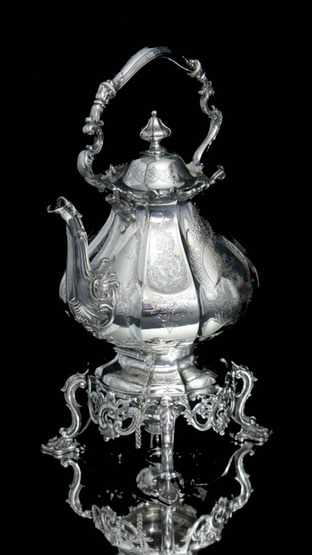 English SAVORY And Sons - 9pc. 19th Century Victorian (British) Sterling Silver Tea Set  For Sale