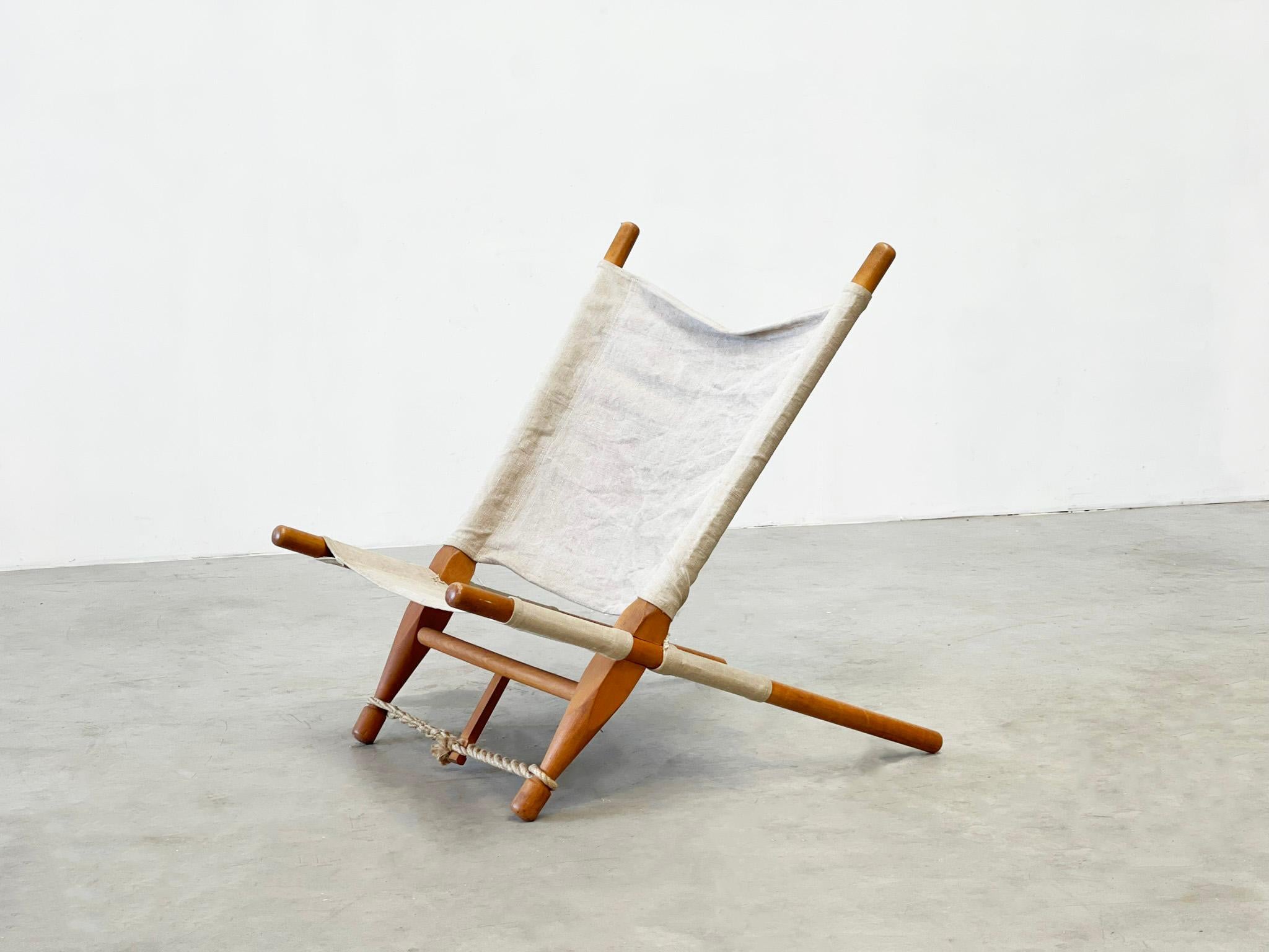 Chaise à scie de Ole Gjerløv-Knudsen, Danemark 1958
Chaise longue au design original d'Ole Gjerløv-Knudsen. Cette chaise est conçue pour être facile à utiliser, simple mais avec le souci du détail. La chaise est maintenue en place sans vis. Purement