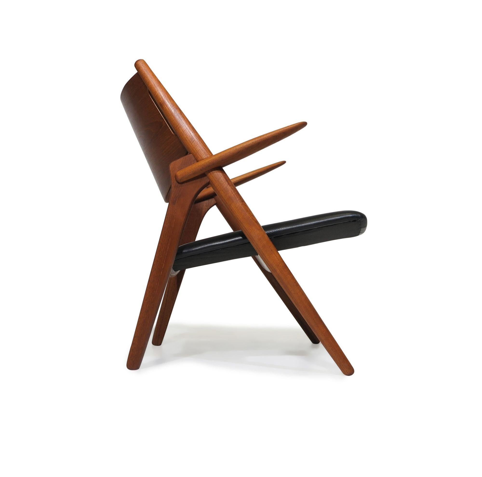 Scandinavian Modern Sawbuck Chair, CH28, by Hans Wegner, 1951 For Sale