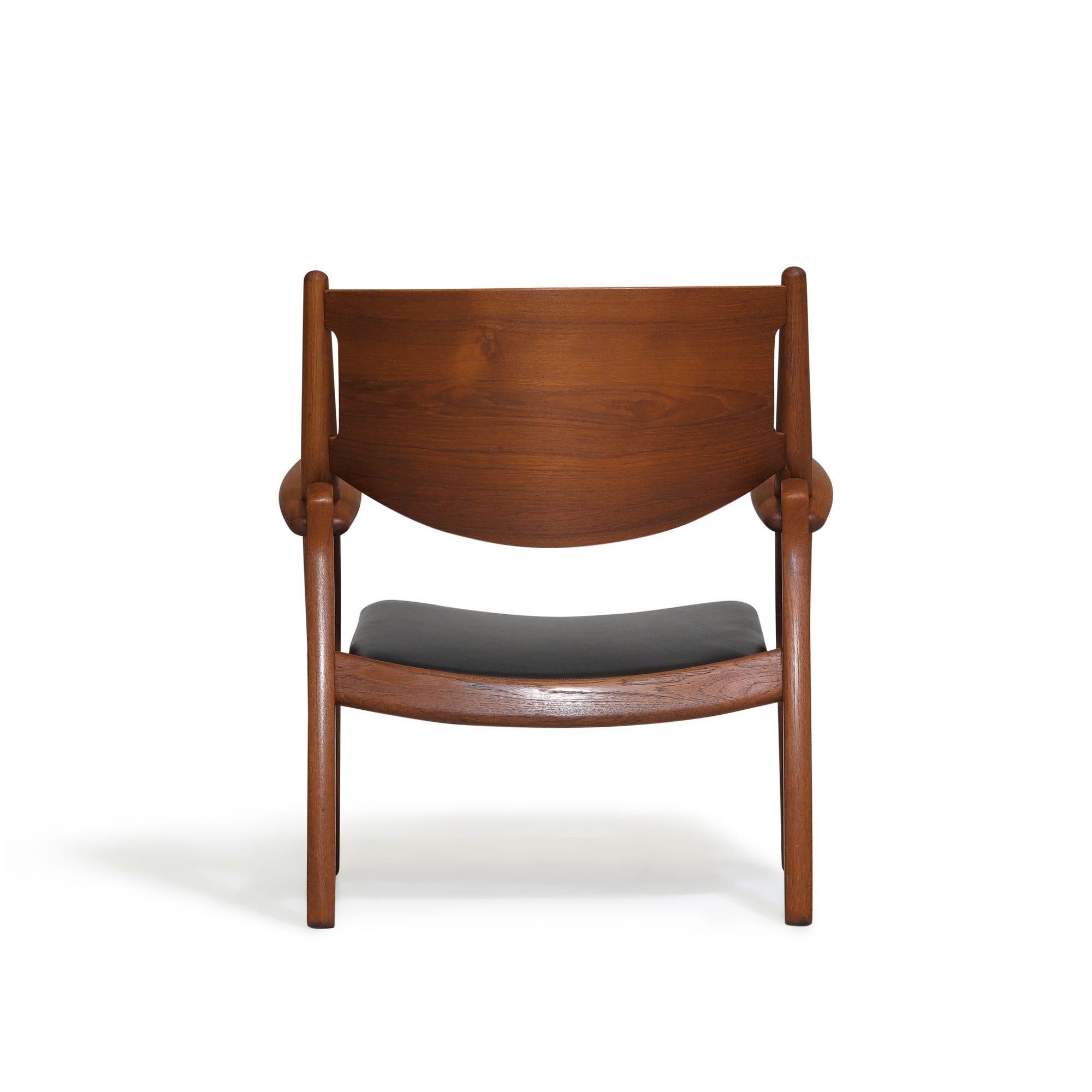 Oiled Sawbuck Chair, CH28, by Hans Wegner, 1951 For Sale