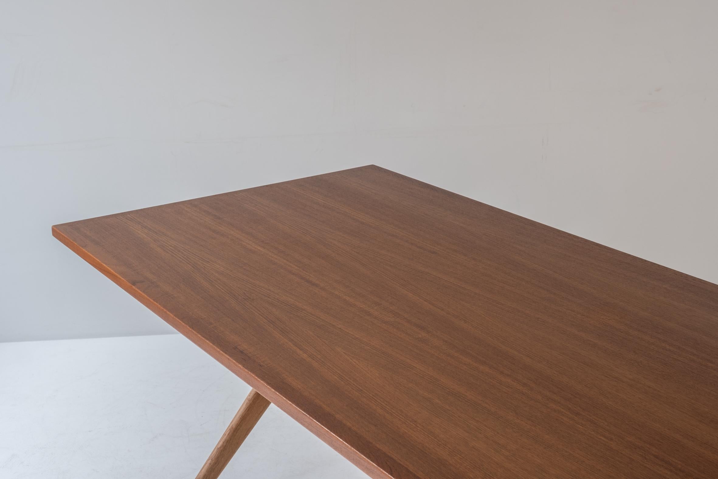Sawbuck or AT 303 dining table by Hans Wegner for Andreas Tuck, Denmark 1950s 8
