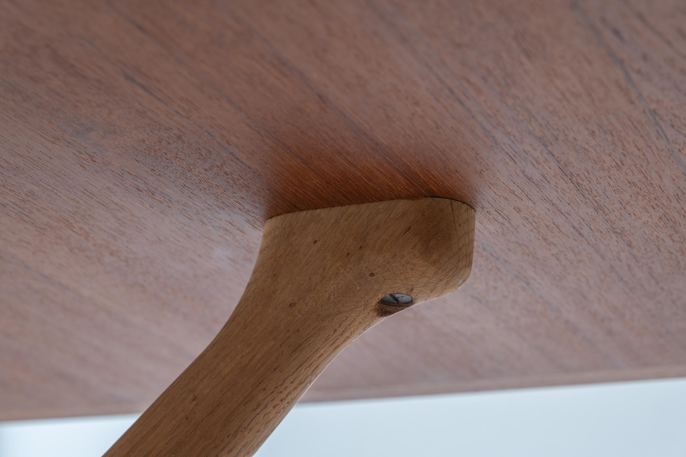 Sawbuck or AT 303 dining table by Hans Wegner for Andreas Tuck, Denmark 1950s 11