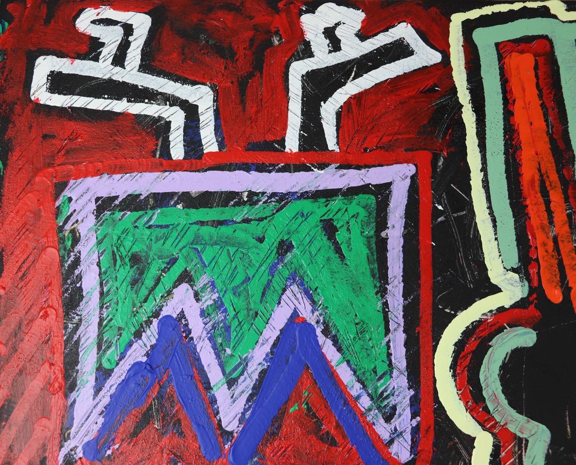 Wise Up ist im kultigen Sharp Edge-Stil von Sax Berlin gemalt und zeigt Motive aus Afrika, wie zum Beispiel die Flaggen am unteren Rand der Leinwand, sowie sofort erkennbare Symbole aus der westlichen Populärkultur. In dieser Reflexion seiner Vision
