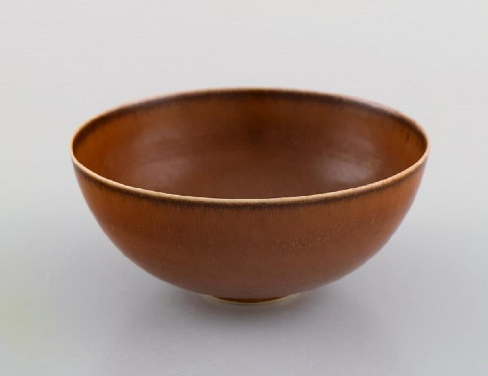 Scandinavian Modern Saxbo Bowl in Glazed Stoneware, Beautiful Glaze in Brown Shades, Mid-20th C For Sale