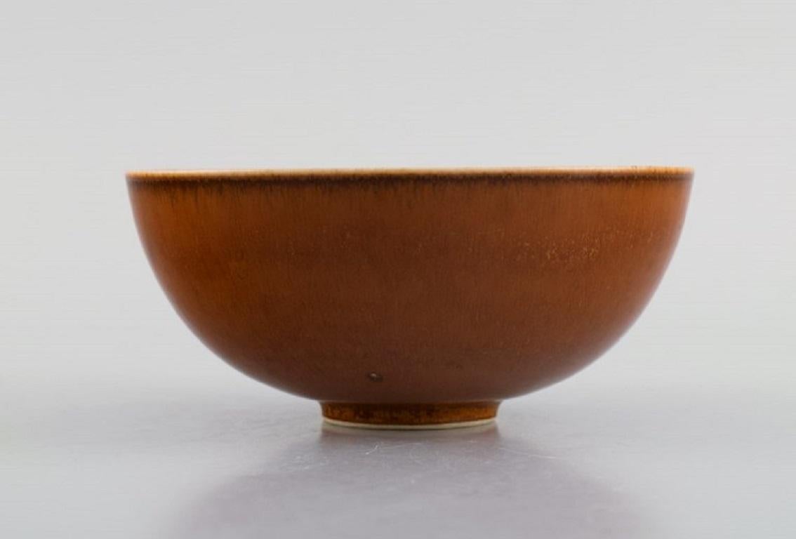Saxbo Bowl in Glazed Stoneware, Beautiful Glaze in Brown Shades, Mid-20th C In Excellent Condition For Sale In Copenhagen, DK