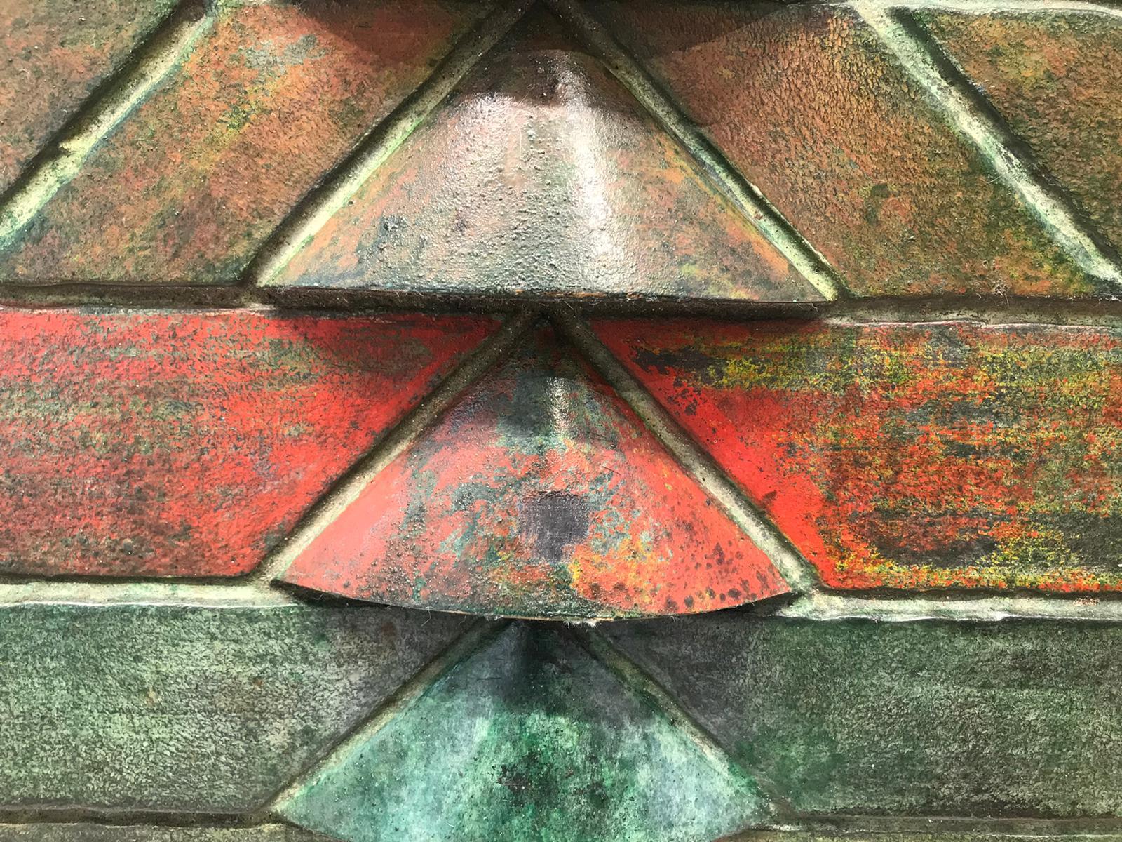 Triangles - Géométrique abstrait Sculpture par Sayed Haider Raza