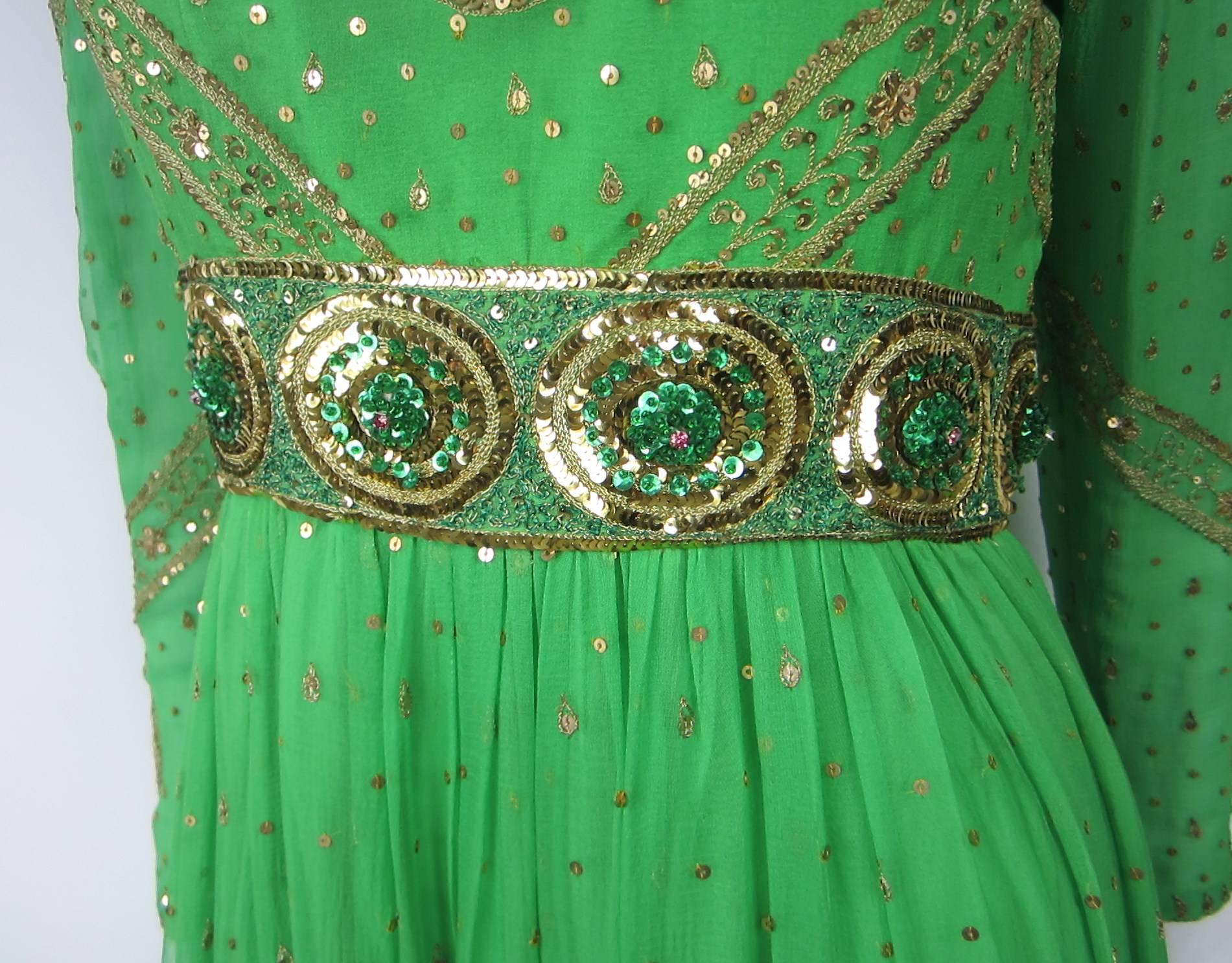 Saz Surjit & Adash Gill Gown Beaded Silk Dress 1970s In Excellent Condition In Wallkill, NY