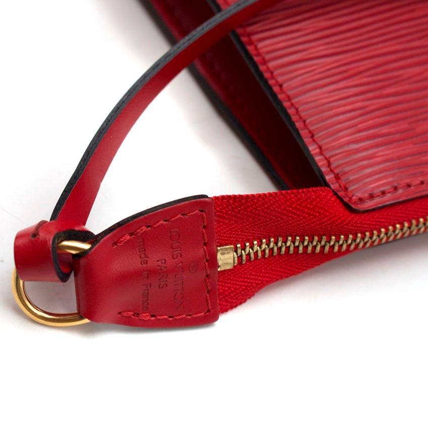 Women's Louis Vuitton Epi Leather Shoulder Bag For Sale