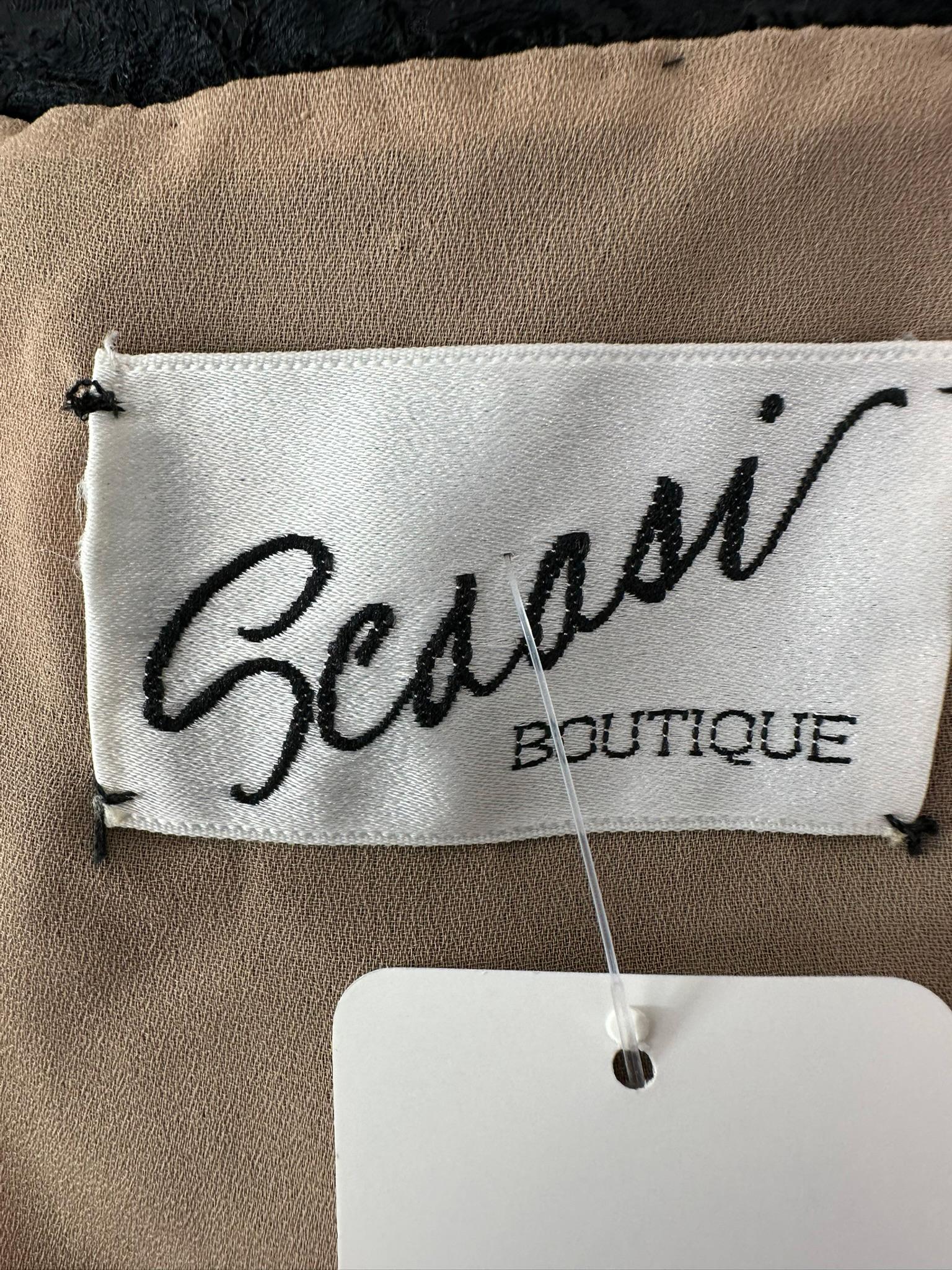 Scaaai 1990 Boutique Brocart de soie noir et dentelle guipure noire Robe du soir 10 en vente 15