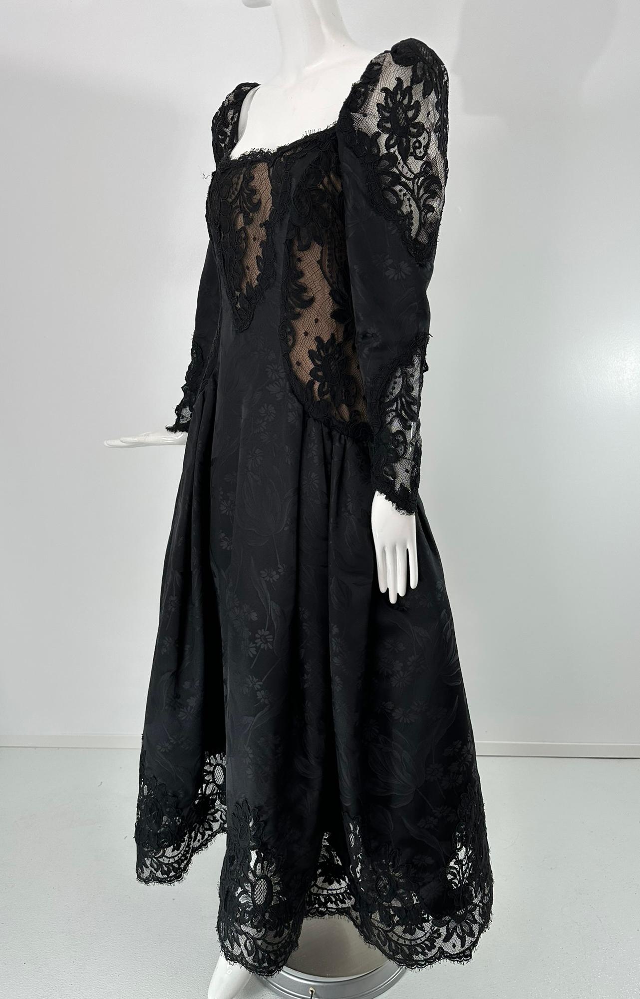Noir Scaaai 1990 Boutique Brocart de soie noir et dentelle guipure noire Robe du soir 10 en vente