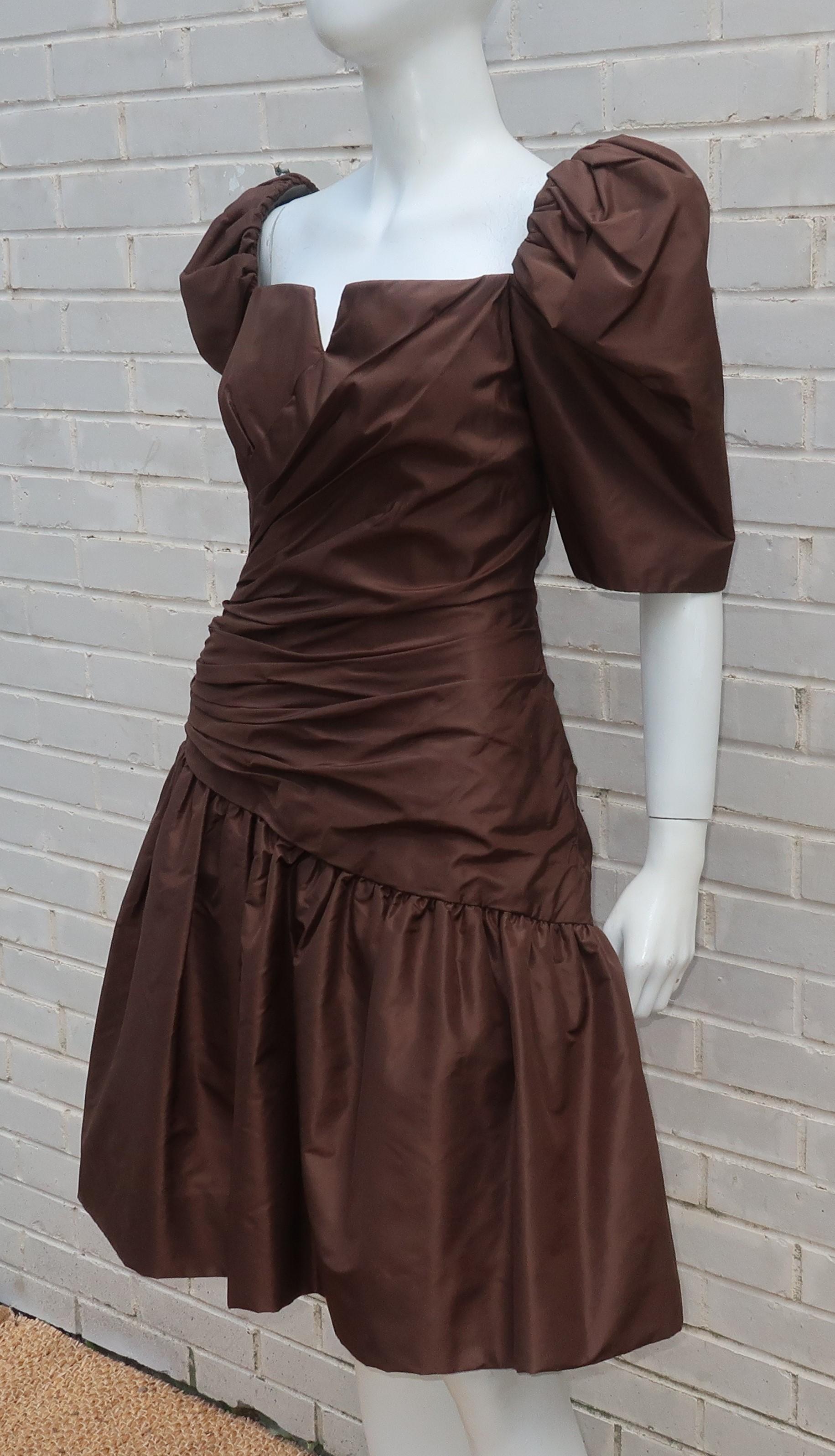 Scaasi Brown Taffeta Cocktail Dress, 1980’s In Good Condition For Sale In Atlanta, GA