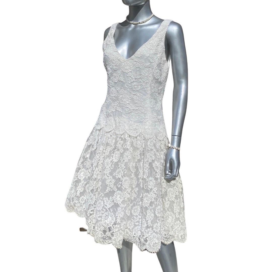 Scaasi for Martha Spring Summer Sleeveless White Lace Party Dress Size 10 For Sale 5
