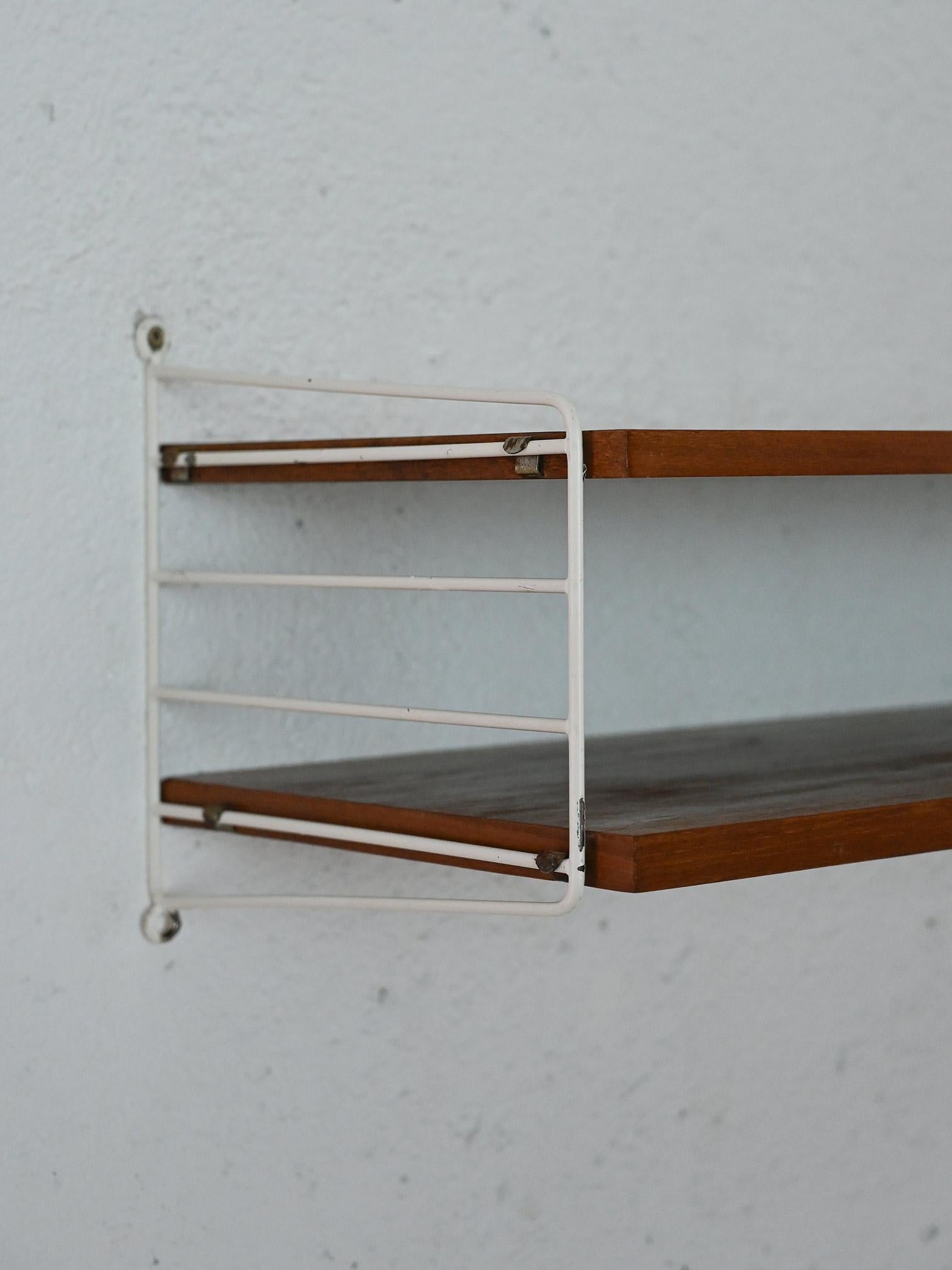 Scandinavo Scaffalatura scandinava a due ripiani