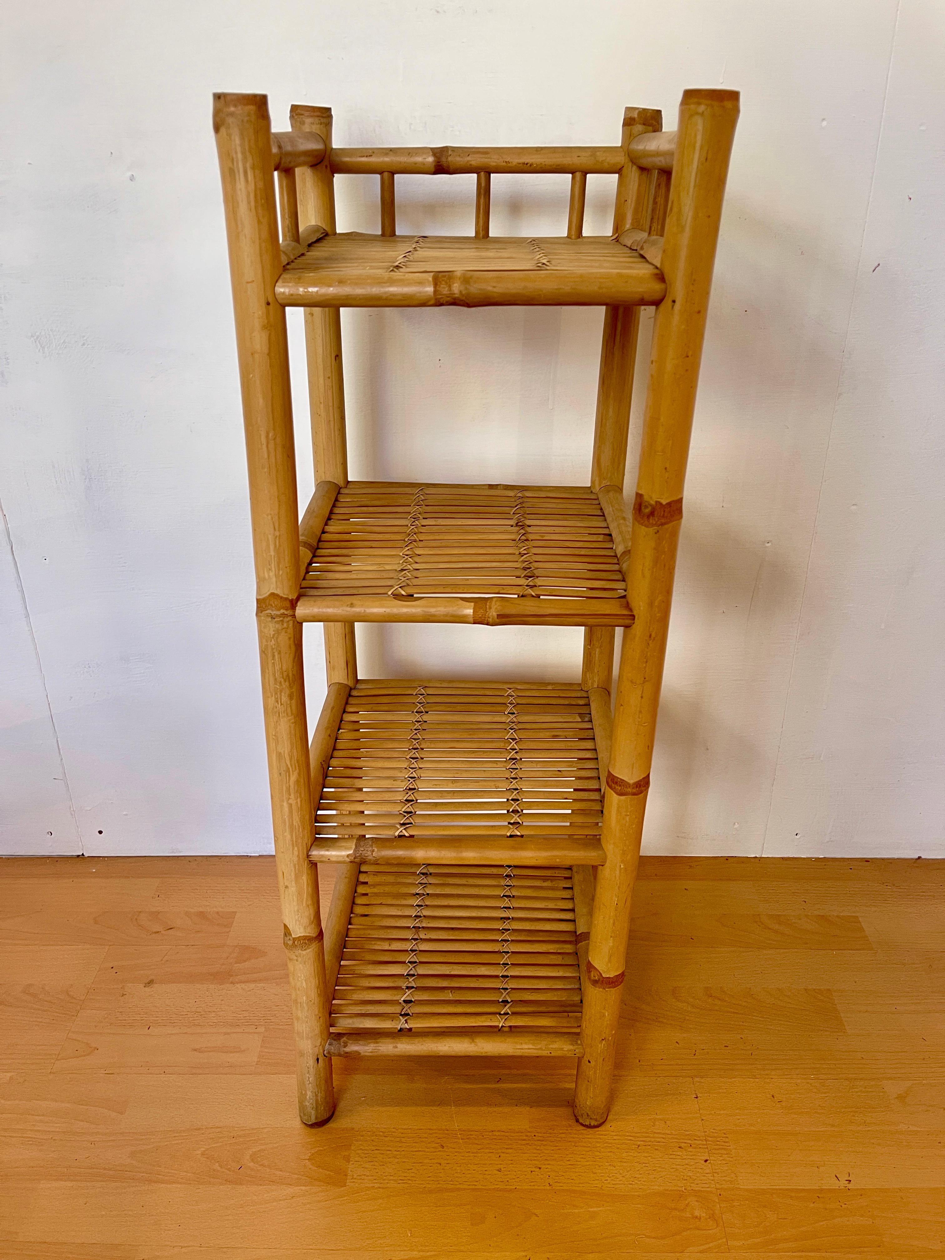 Altro Scaffale in bambu design bonachina anni '90 in vendita