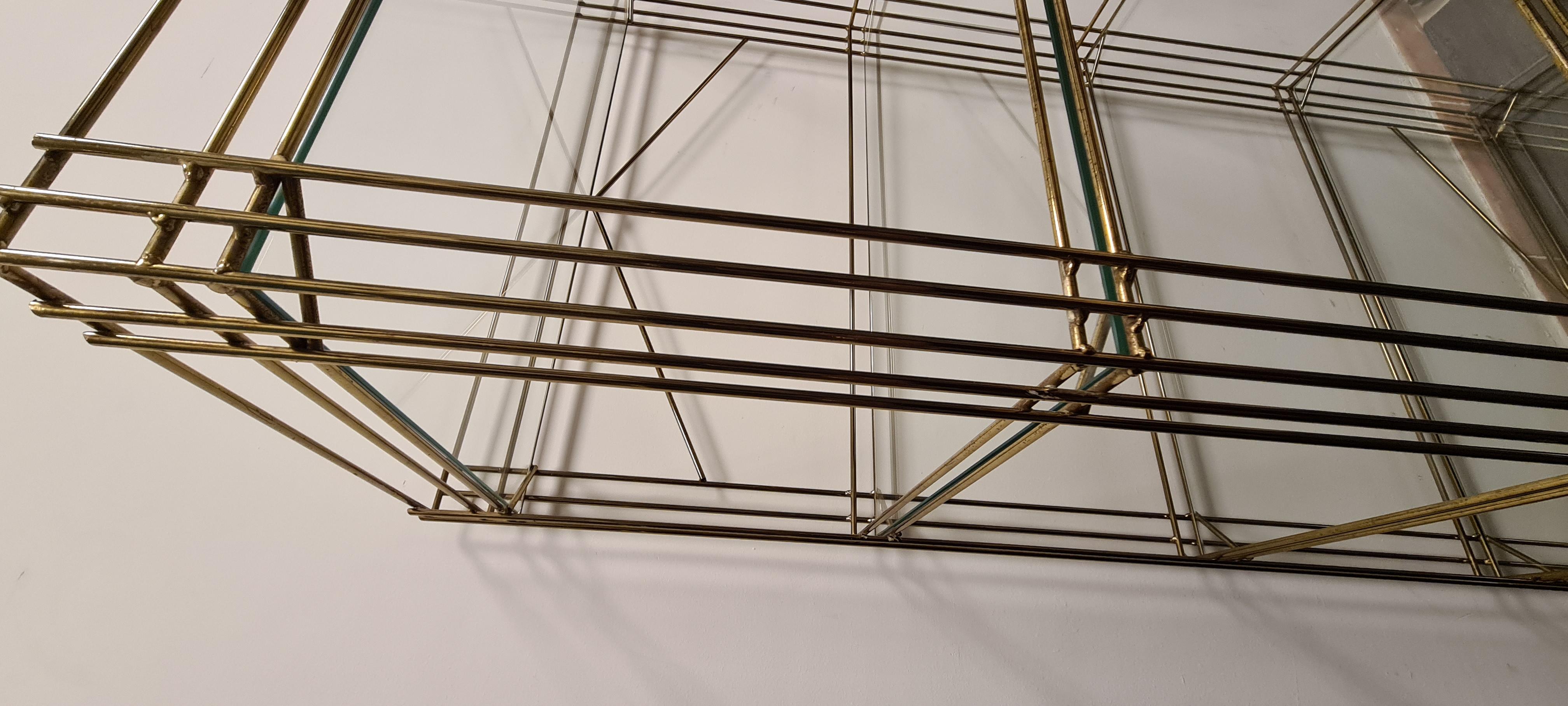 scaffale in ottone e vetro anni 80' For Sale 1