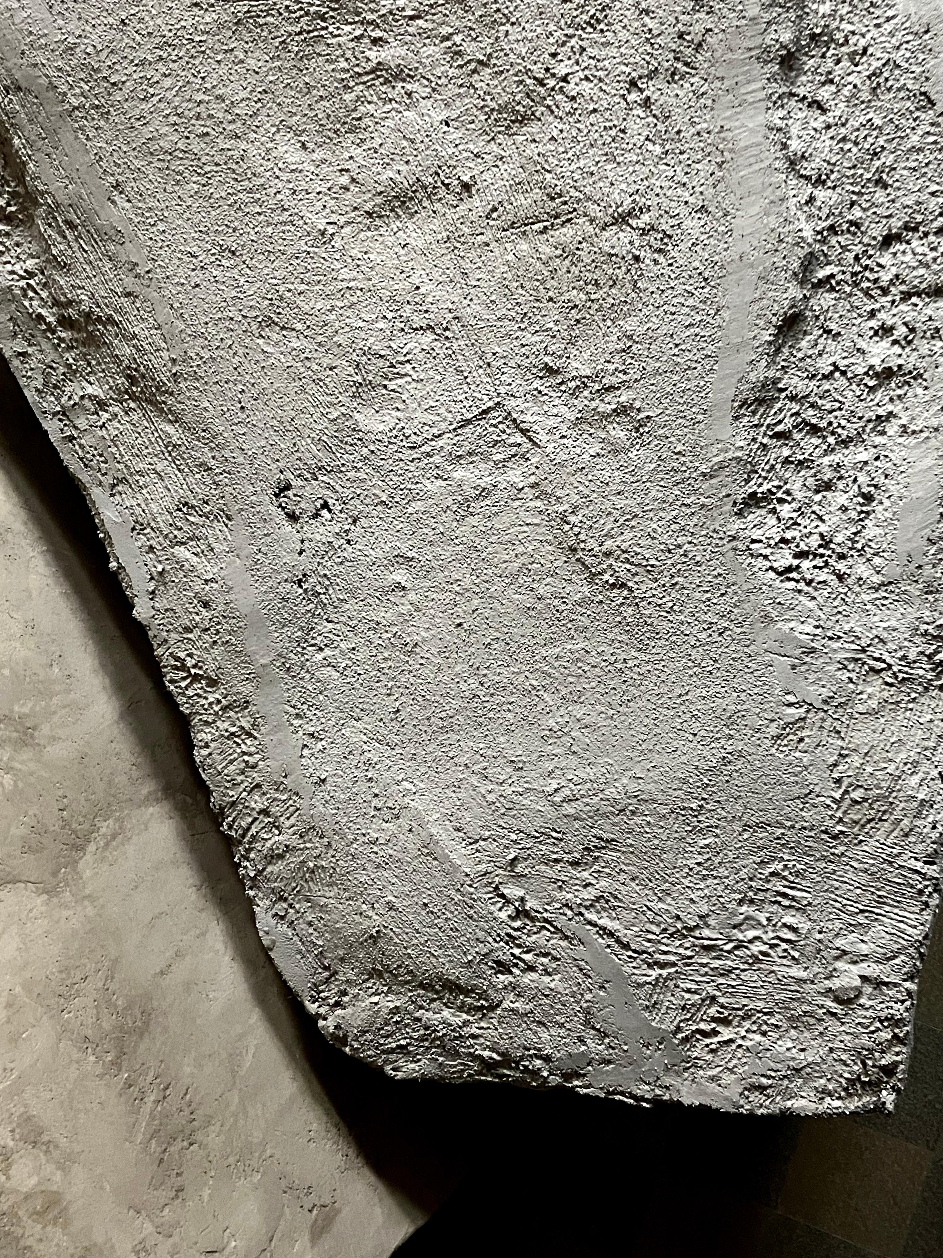Scàglia 3 One Of A Kind Sculpture in Cement by Valentino Antonini For Sale 3