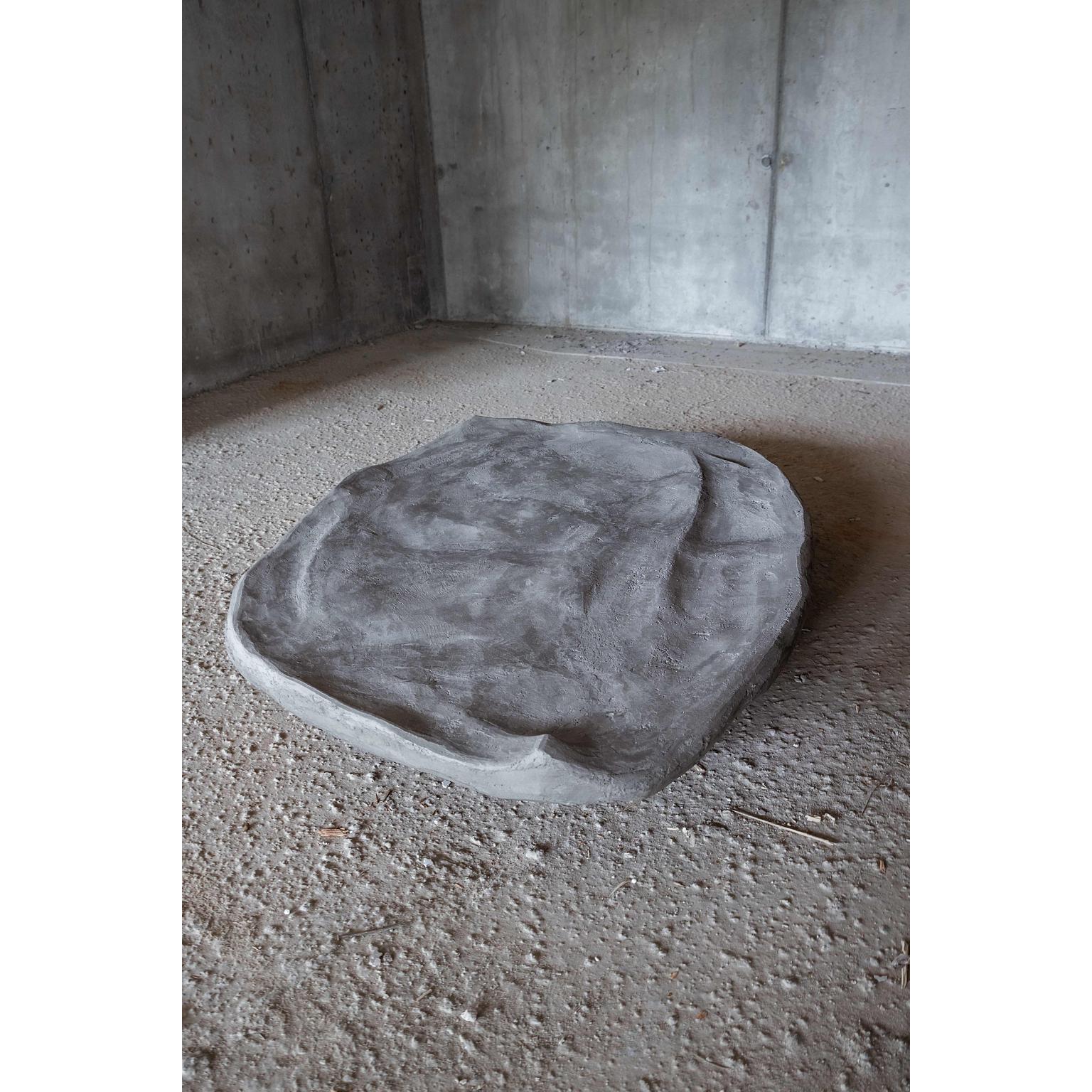 Scàglia 5 Unique Sculptural Coffee Table in Cement by Valentino Antonini For Sale 2