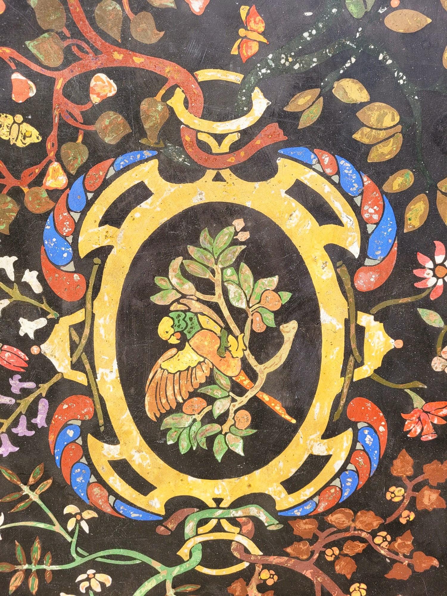 Panel Scagliola, Decoración Flores Y Pájaros, Finales S. XIX Principios S. XX en Bueno estado para la venta en MARSEILLE, FR
