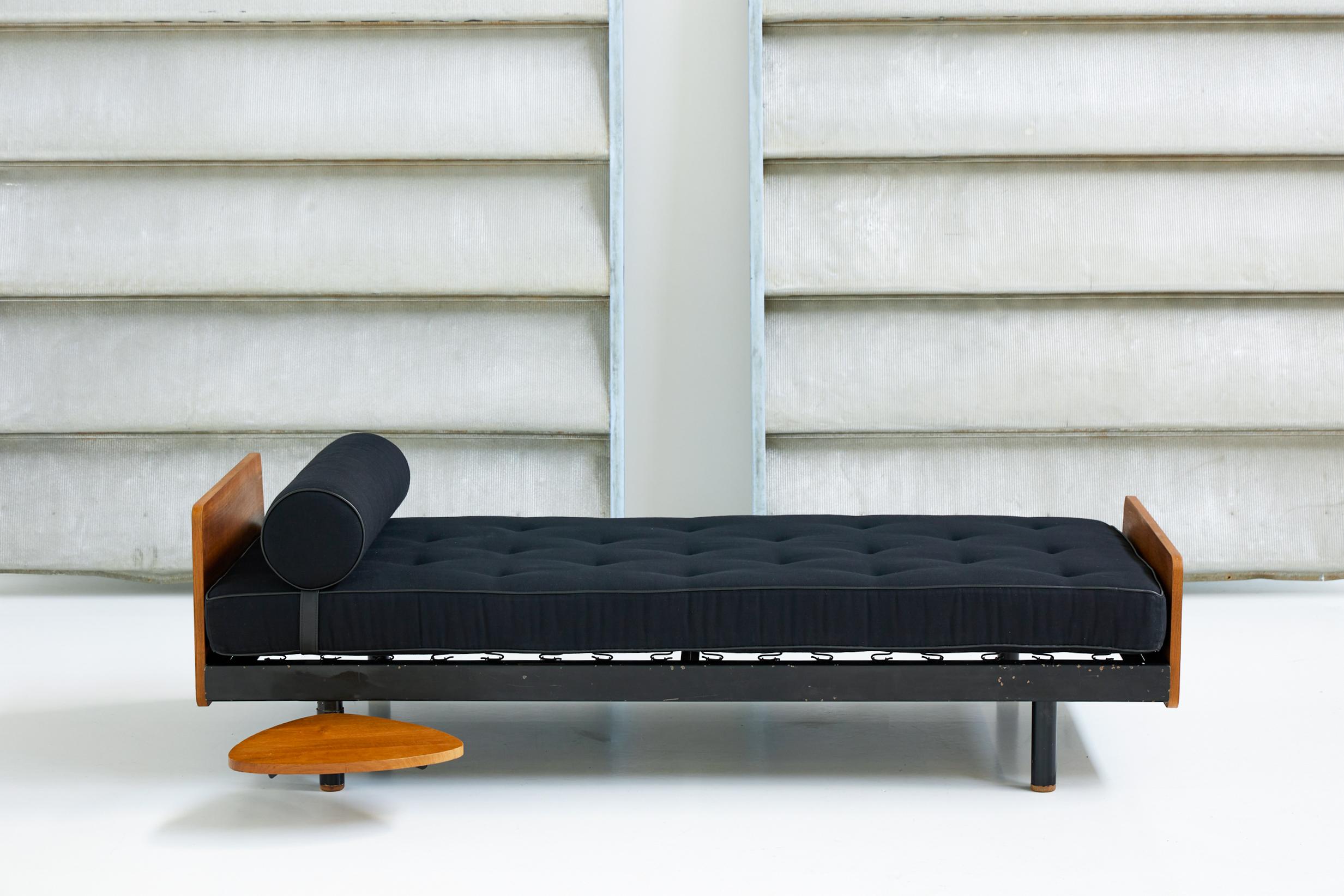 Daybed Flavigny by Jean Prouvé, France, 1950s For Sale 10
