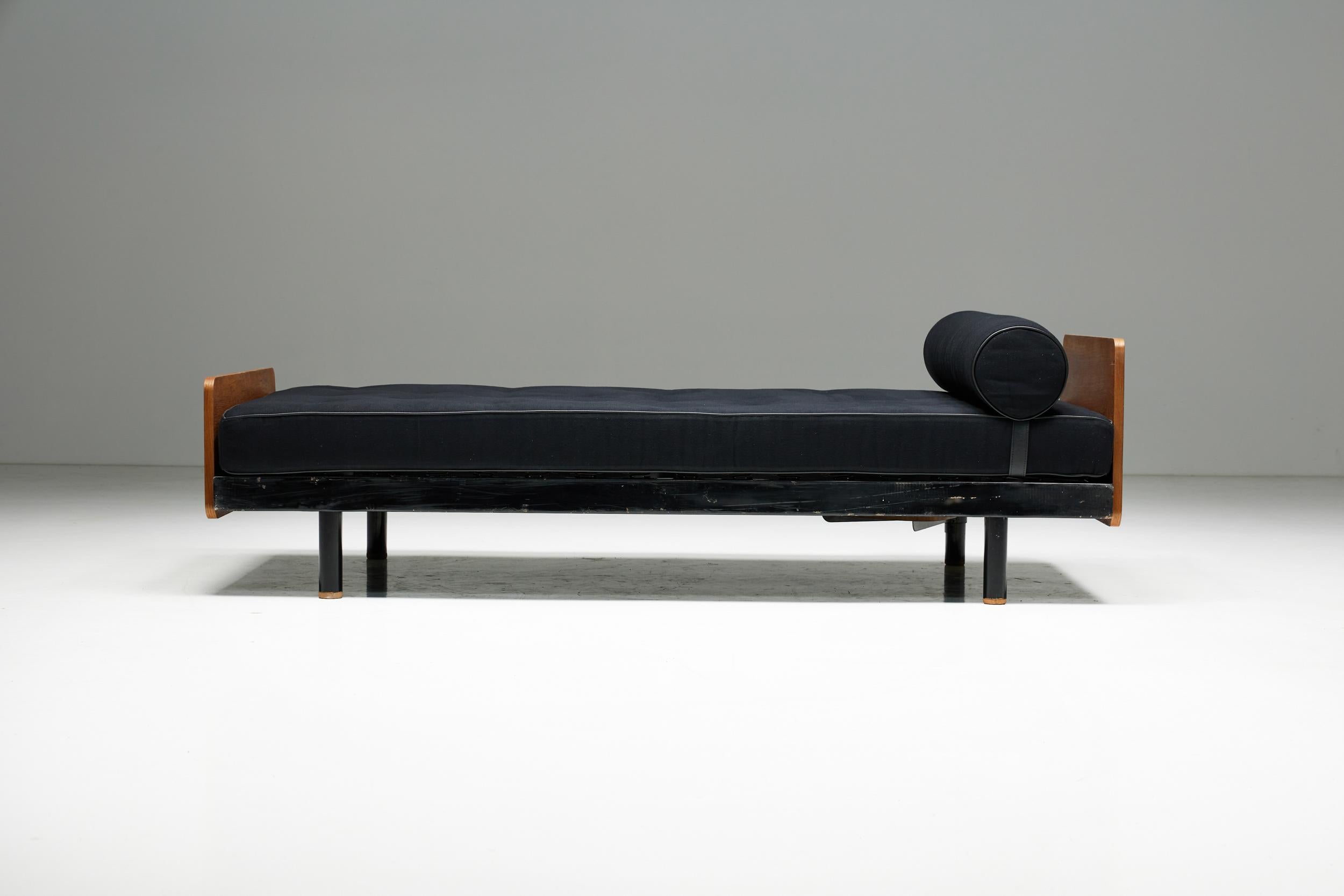 Daybed Flavigny by Jean Prouvé, France, 1950s For Sale 1