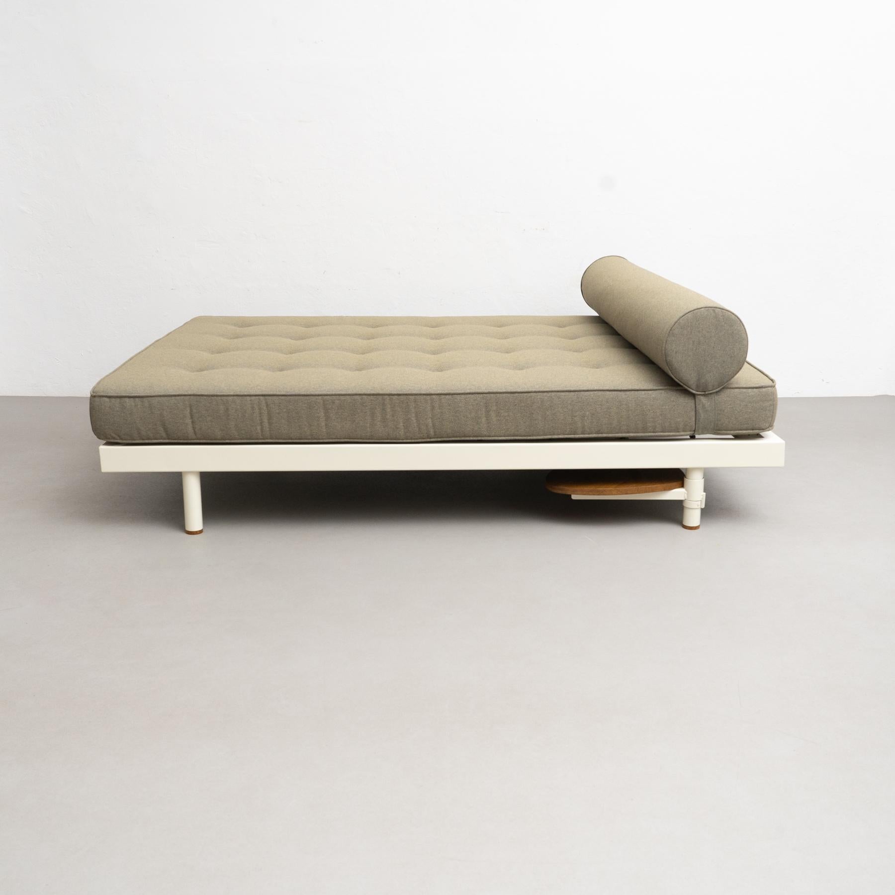 S.C.A.L. Double Daybed by Jean Prouvé, circa 1950 4