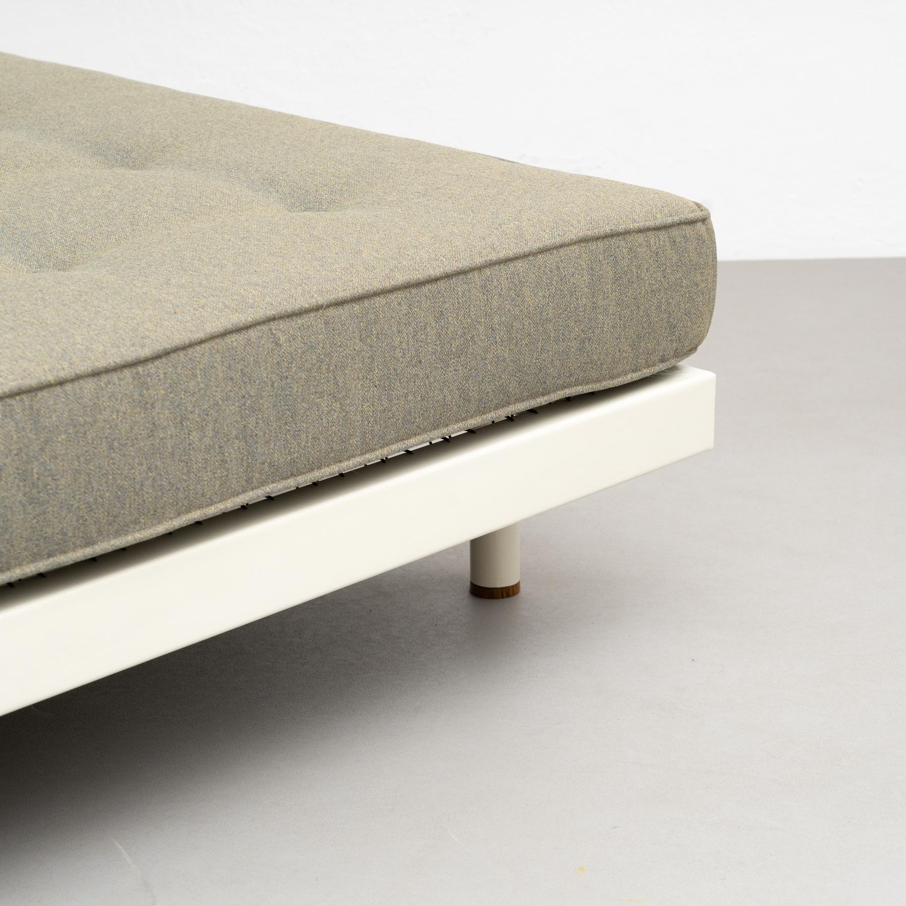 S.C.A.L. Double Daybed by Jean Prouvé, circa 1950 13