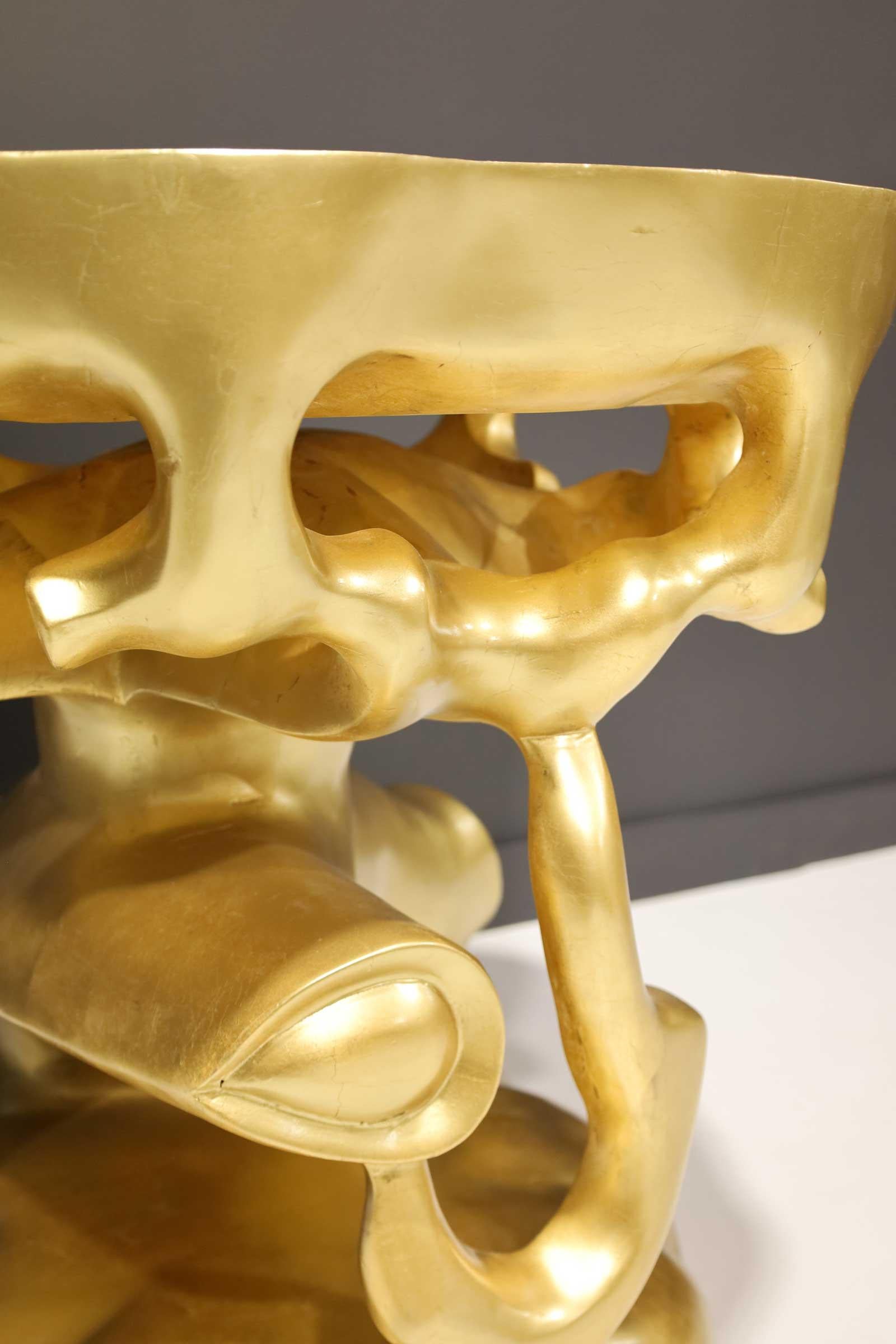 Moderne Table tronc de luxe festonné à feuilles d'or Scala en vente