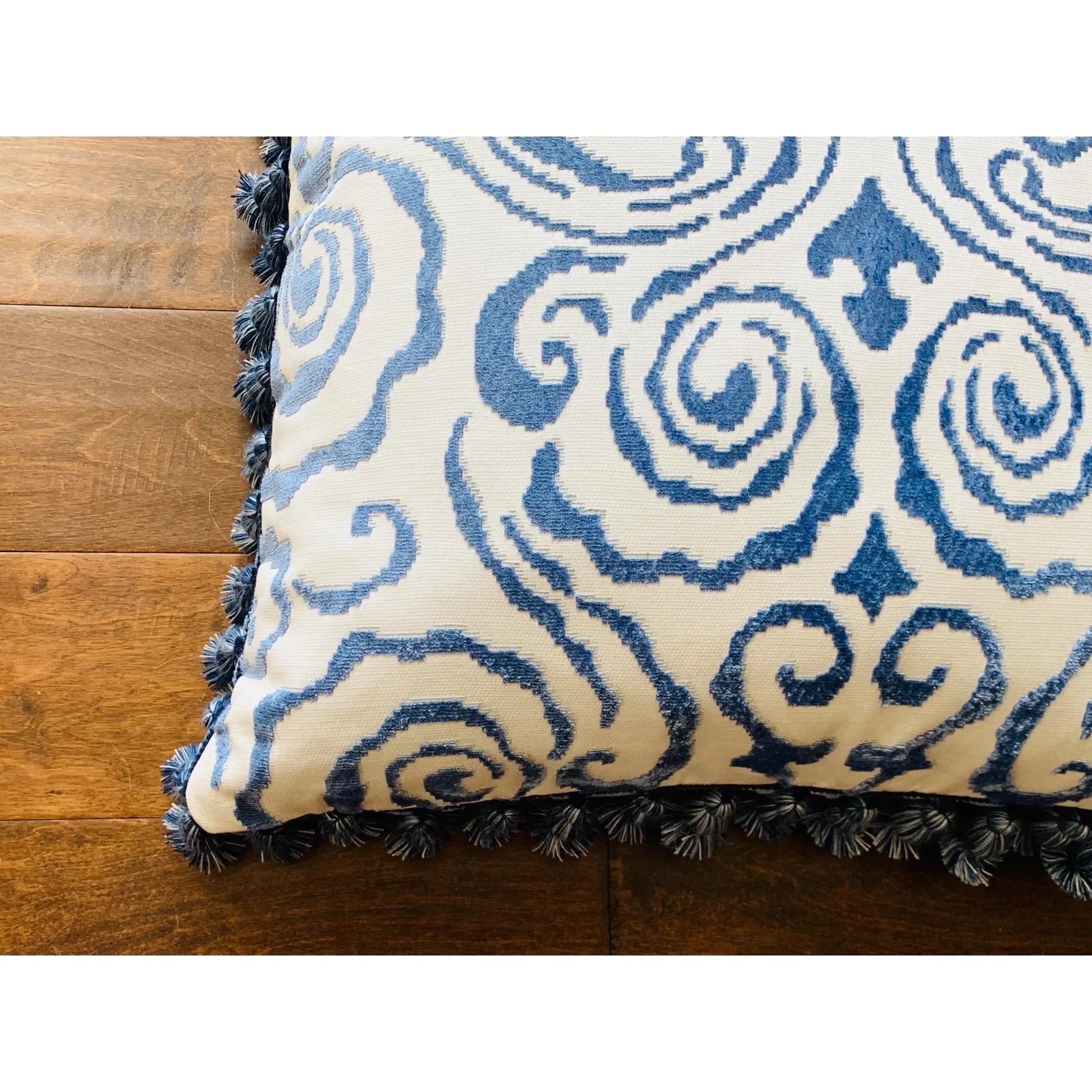 Hand-Crafted Scalamandré 'Cirrus Velvet Damask' White and Blue Pillows With Fringe, Pair For Sale