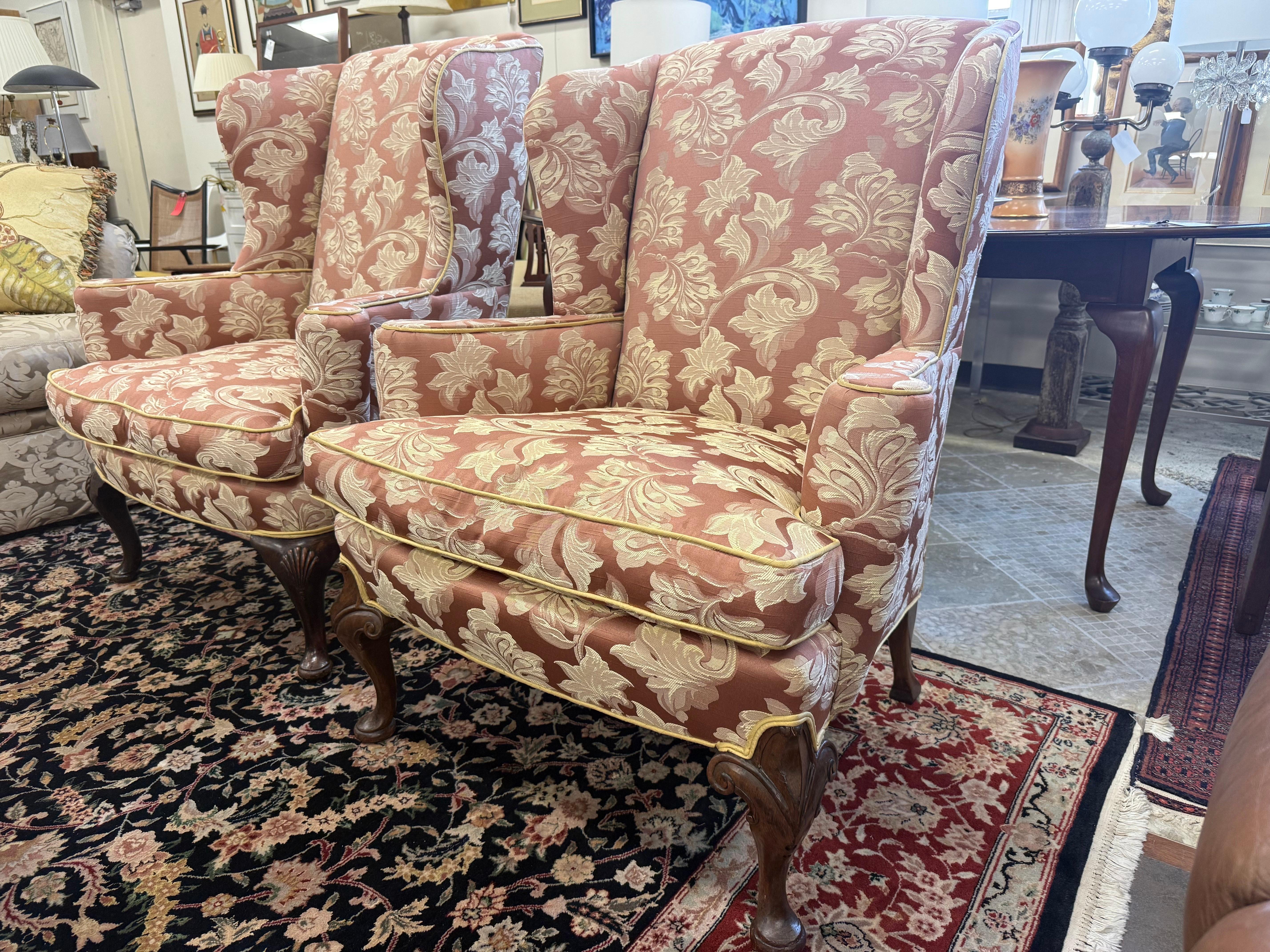 Pareja de Sillas Wingback Wingback Vintage de Tela Scalamandre a Medida en venta 12