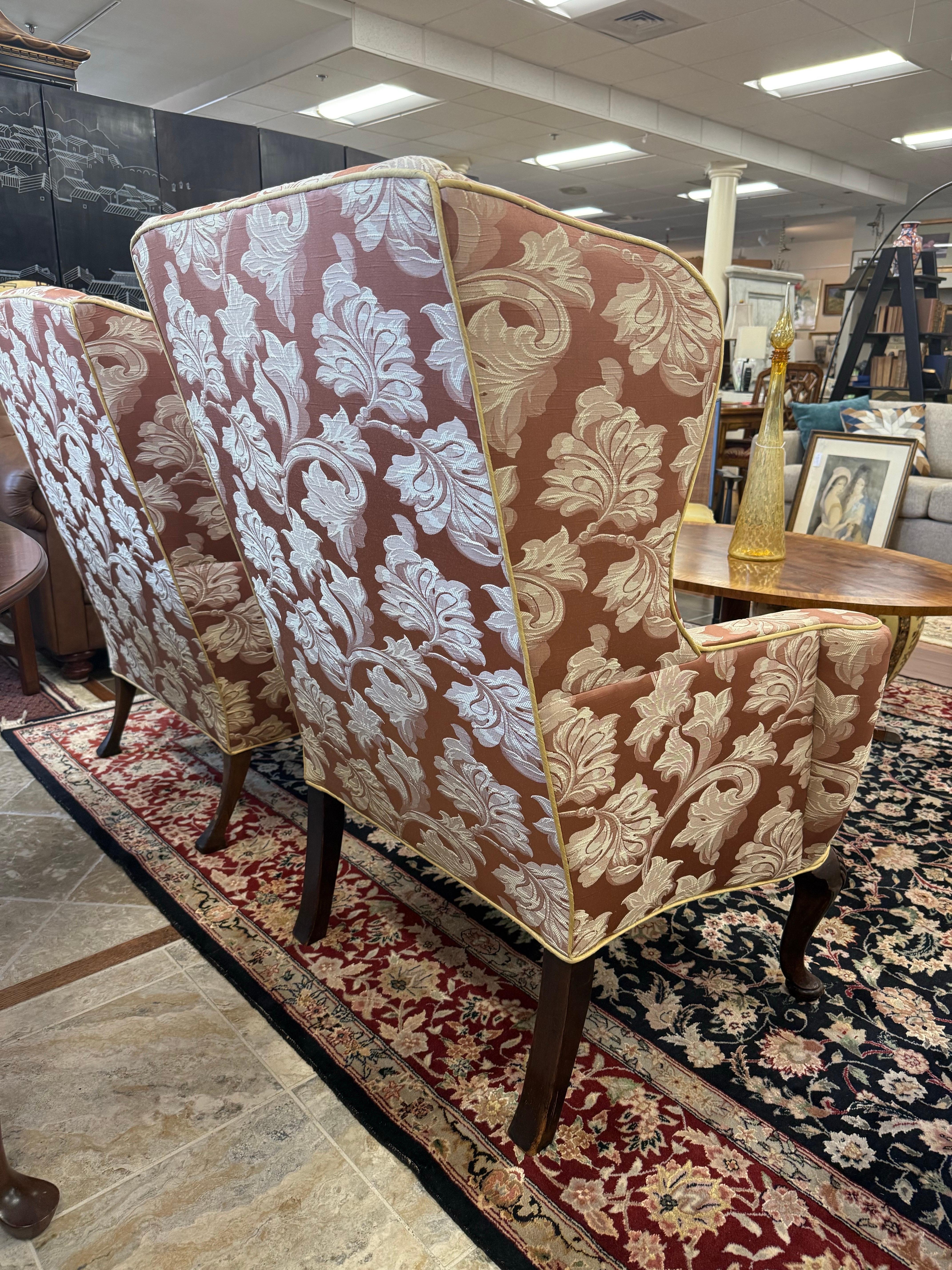 Pareja de Sillas Wingback Wingback Vintage de Tela Scalamandre a Medida en venta 13