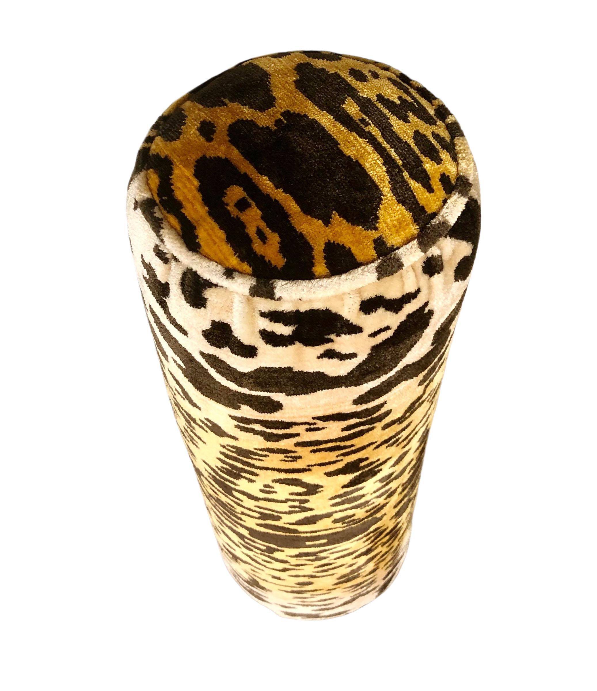 Scalamandré Leopard Bolster In Good Condition For Sale In Tampa, FL