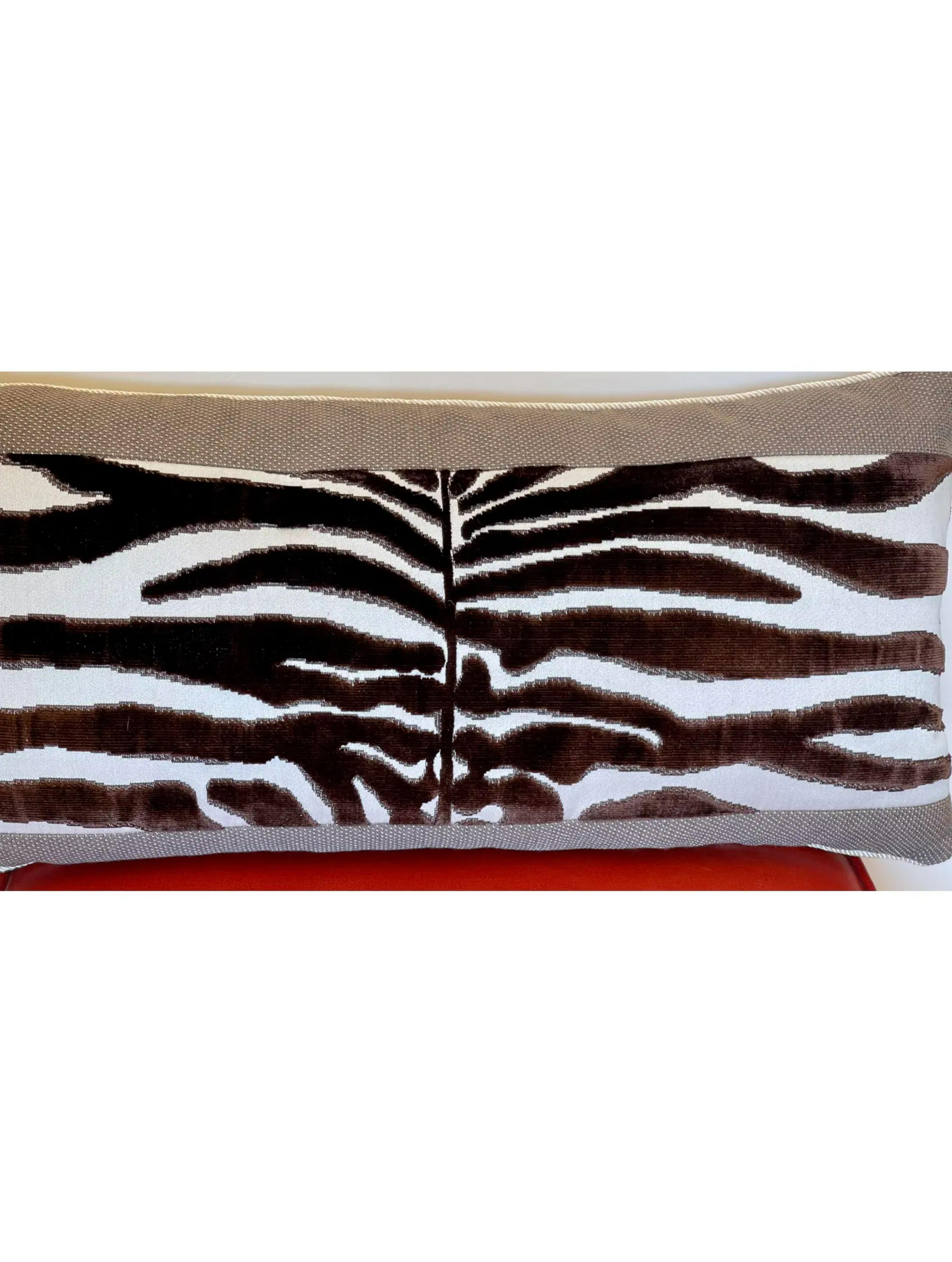 Scalamandre Silk Cut Velvet Zebra Down Filled Designer Pillow

Additional information: 
Materials: Silk, Velvet
Color: Taupe
Brand: The House of Scalamandre
Designer: Randy Esada Designs for Prospr
Period: 2010s
Pattern: Animal