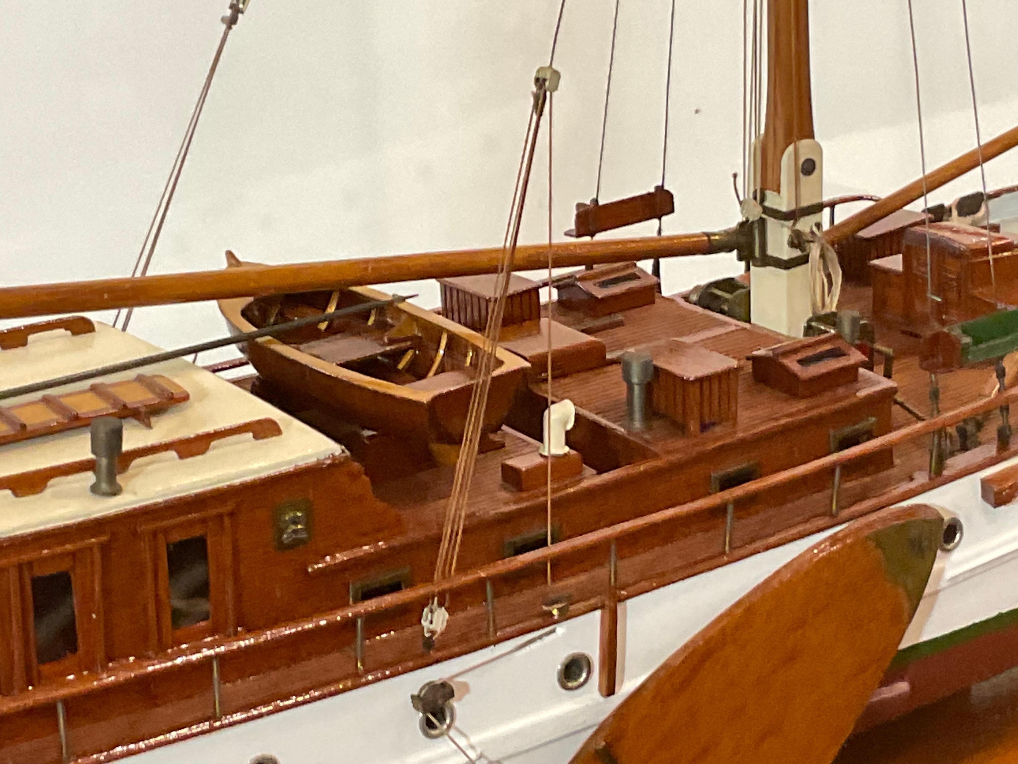Scale Model of a Dutch Lee Boarder For Sale 8