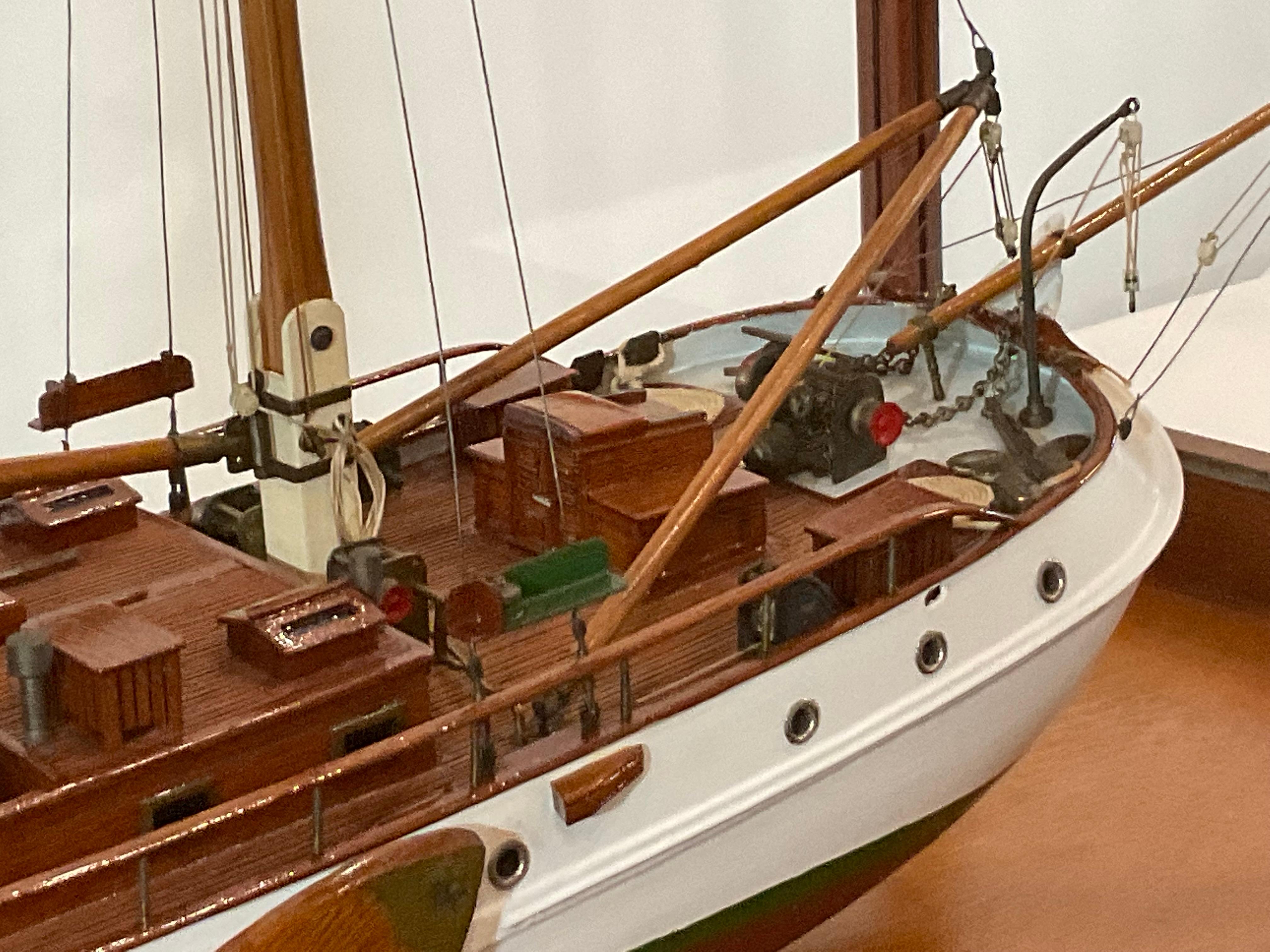 Scale Model of a Dutch Lee Boarder For Sale 9