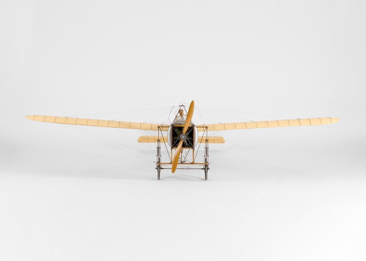 Ottone Modello in scala di aereo italiano Blériot XI BL 242 AG-22 dell'epoca della prima guerra mondiale, Regno Unito, XX secolo in vendita