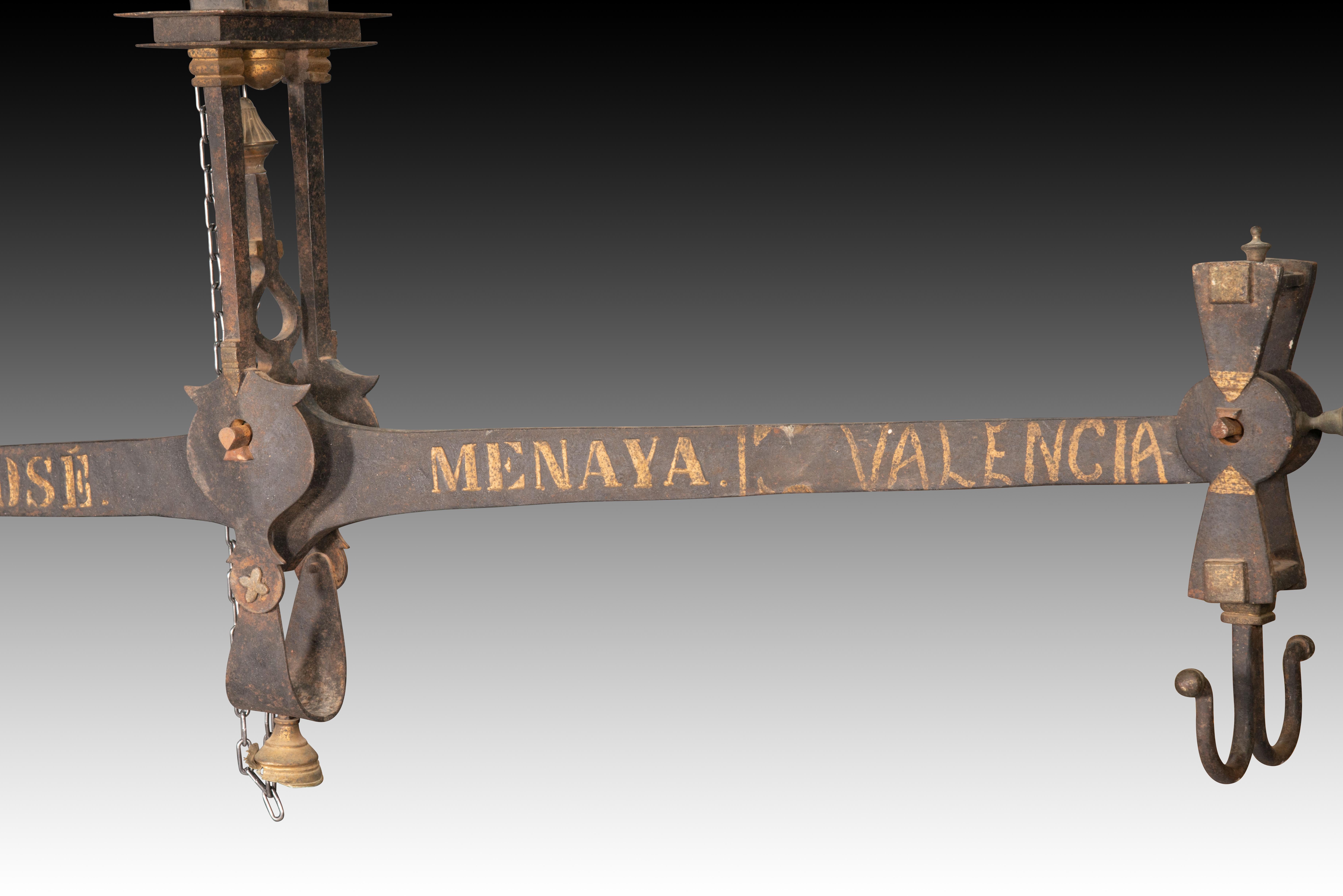 Spagnolo Bilancia con pesi. Ferro. Vedova di José Menaya, Valencia (Spagna), XIX secolo. in vendita