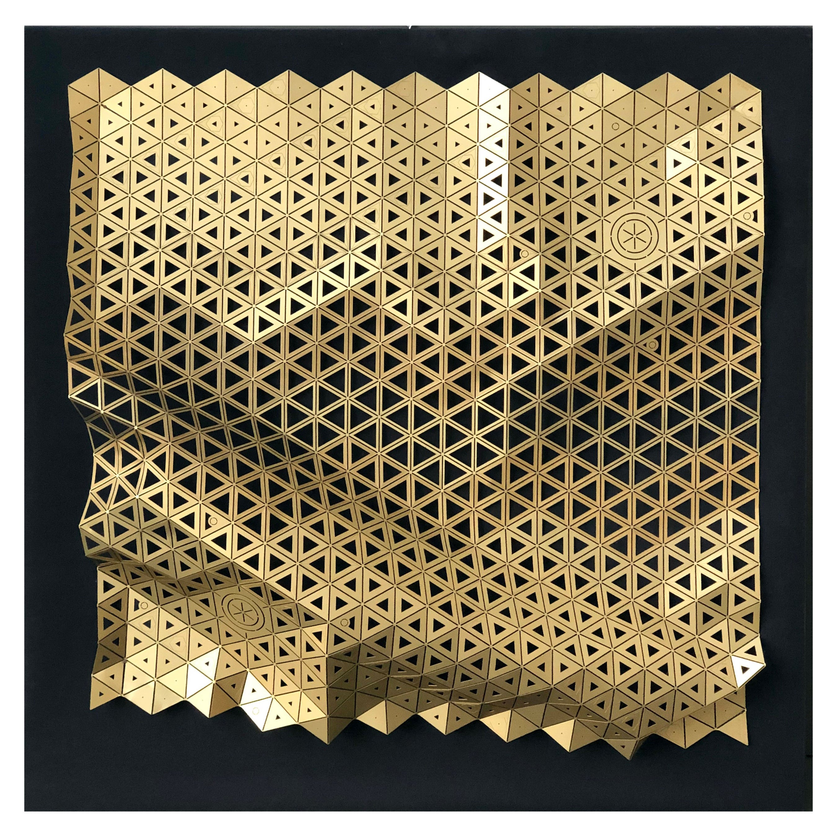 Balanzas, panel decorativo de latón