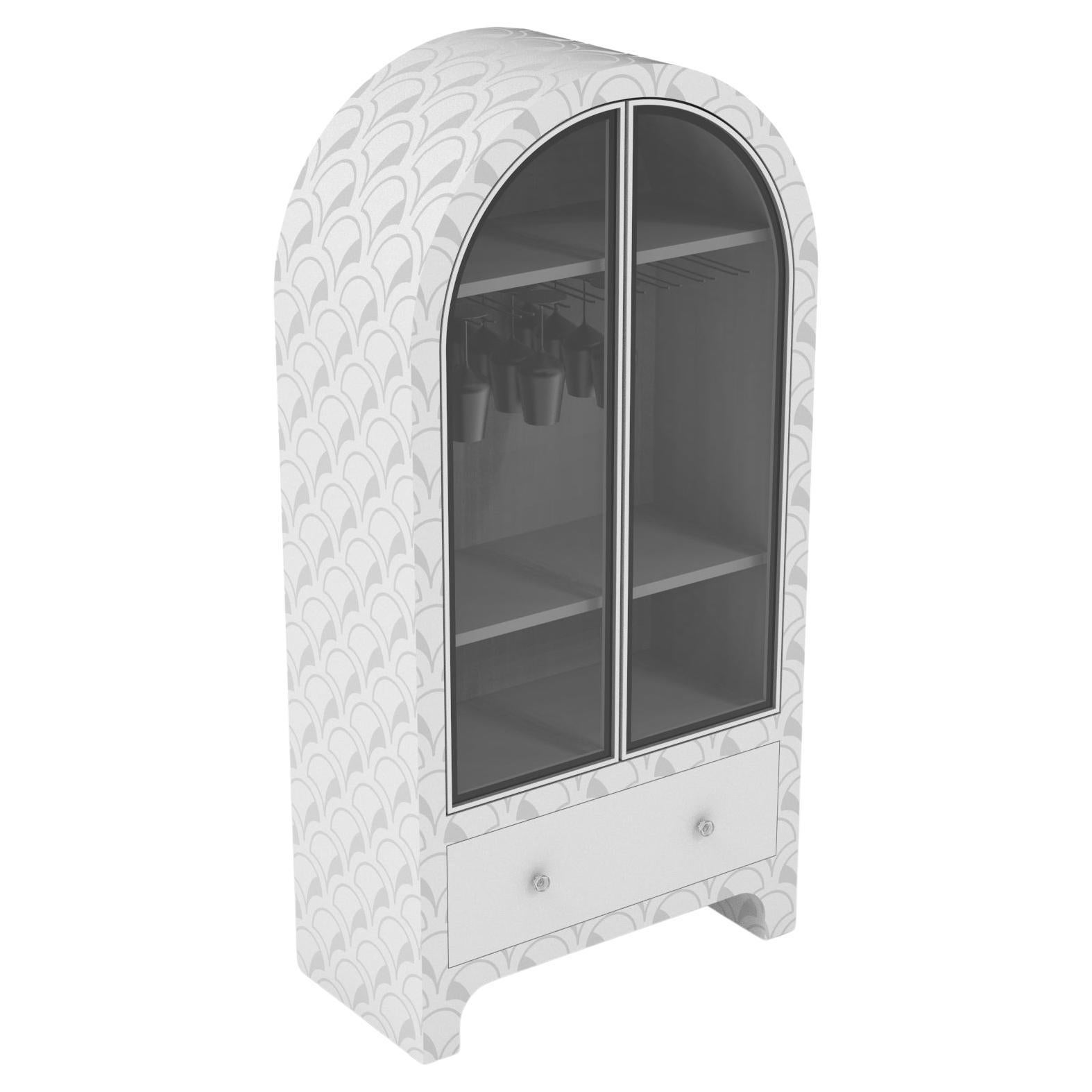 Meuble de bar blanc d'inspiration festonnée par Artisanal