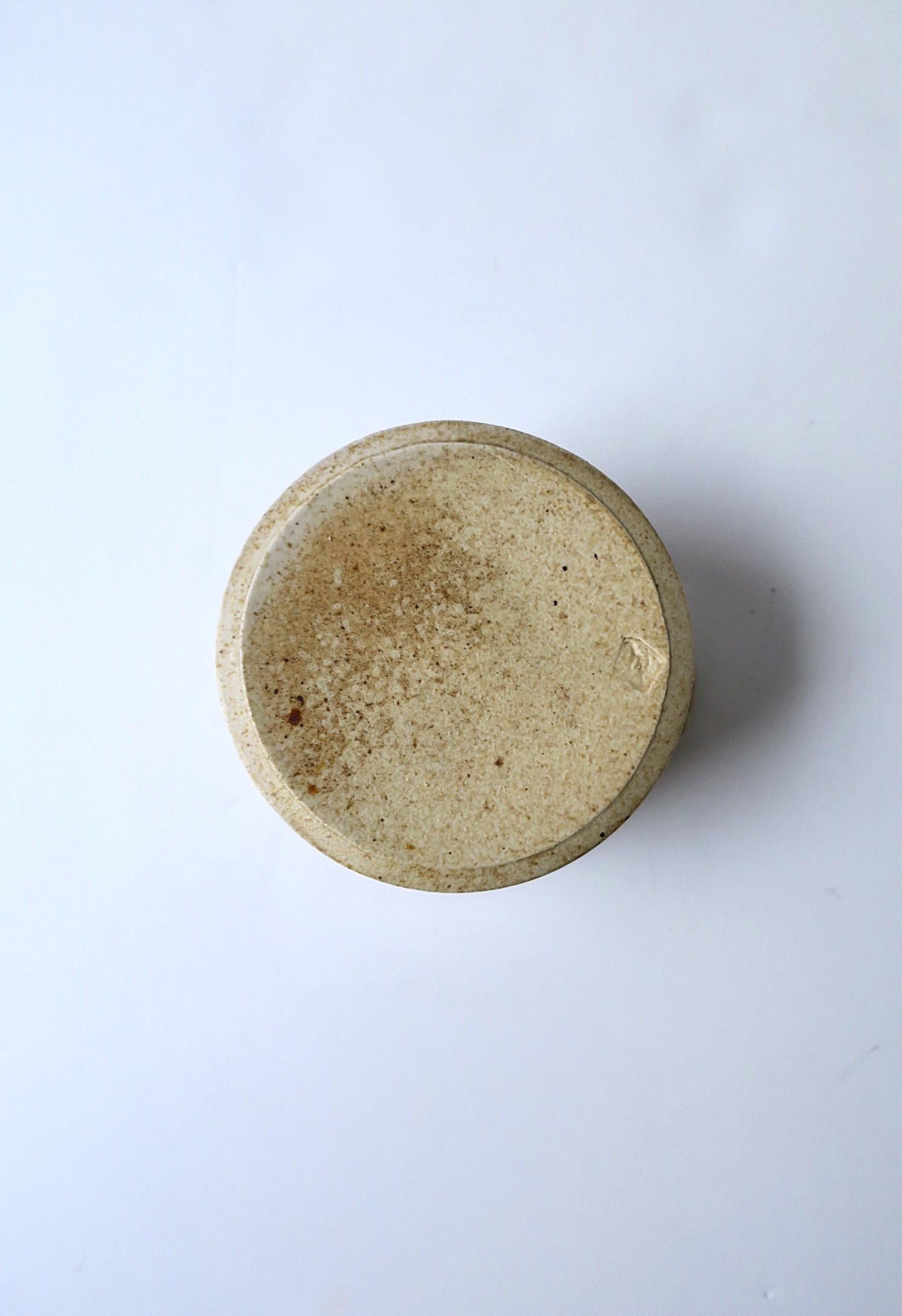 Scallop Seashell Ice Bucket or Bowl Pot For Sale 5