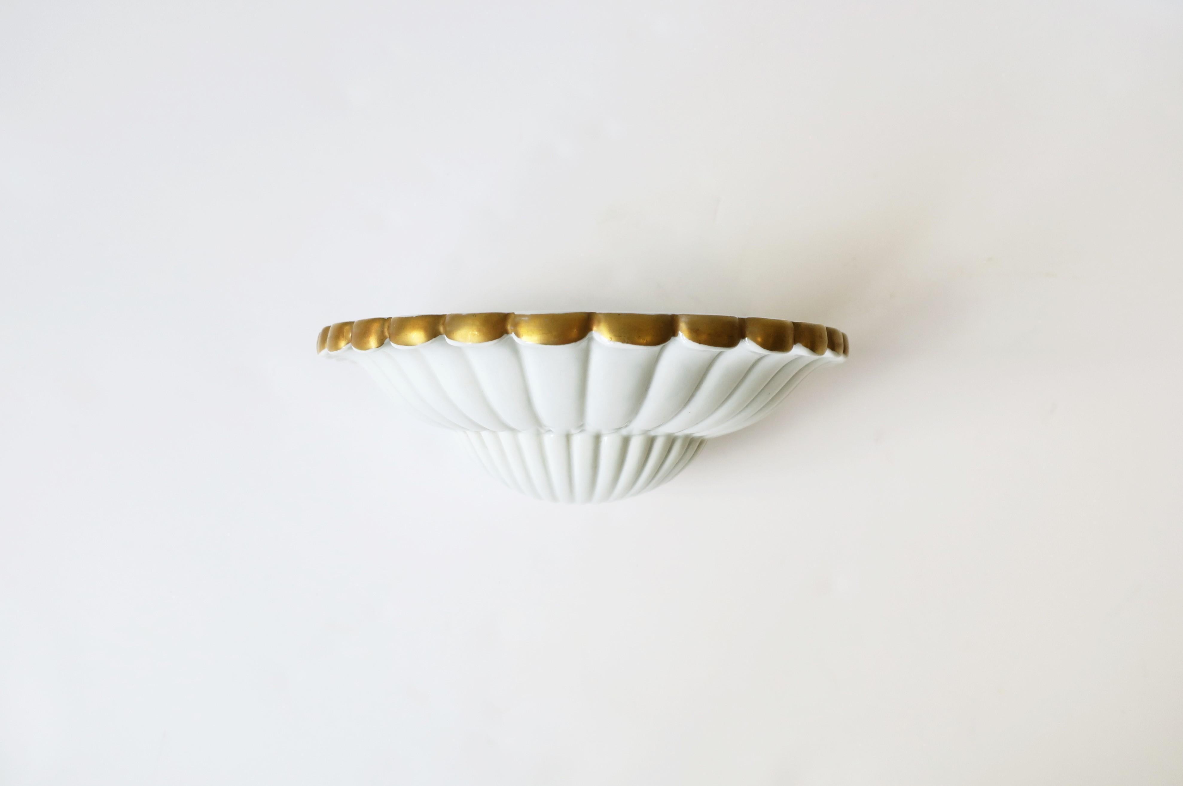 20th Century Wall Shelves or Brackets White and Gold with Scallop Seashell Design