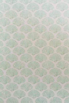 'Scallop Shell' Contemporary, Traditional Wallpaper in Plaster/Green